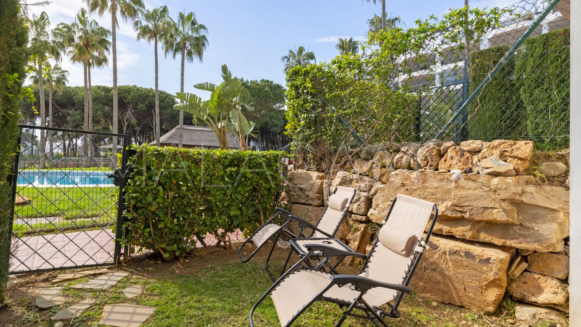 Appartement rez de chaussée for sale in Calahonda