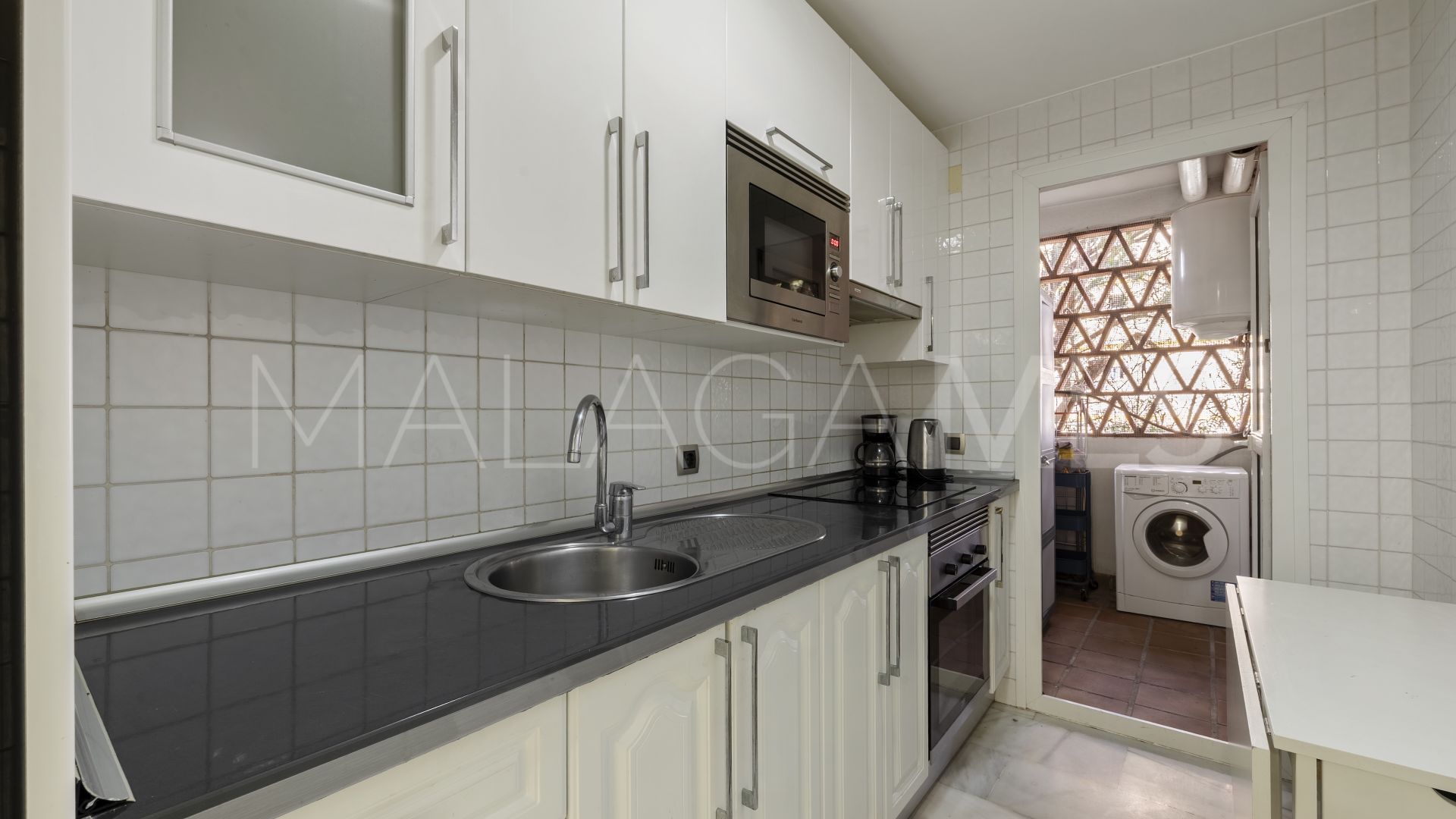 Appartement rez de chaussée for sale in Calahonda