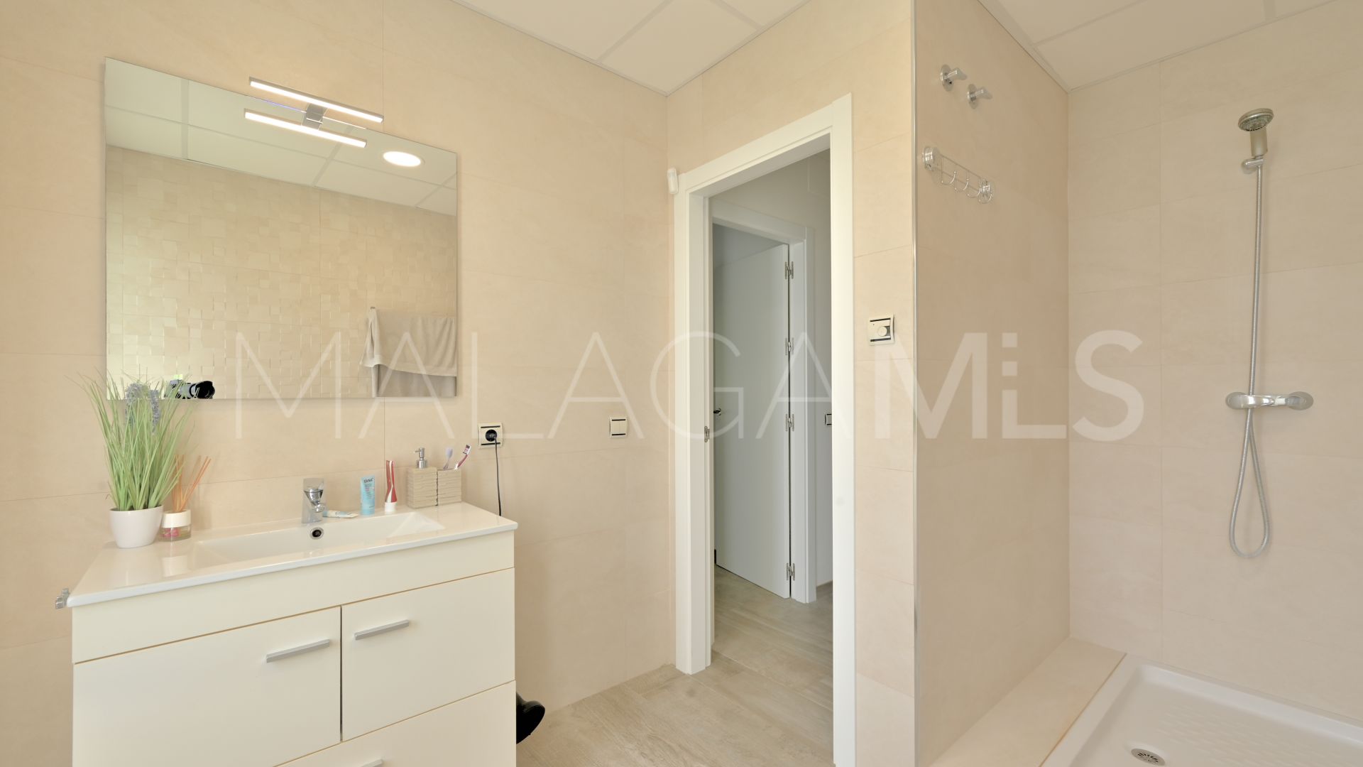 Parvilla for sale in Riviera del Sol