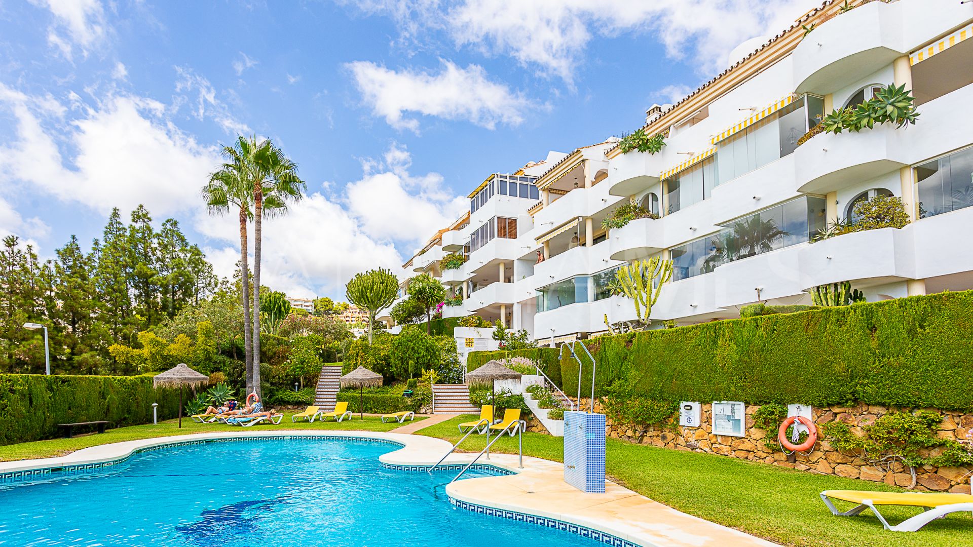 Lägenhet for sale in Calahonda