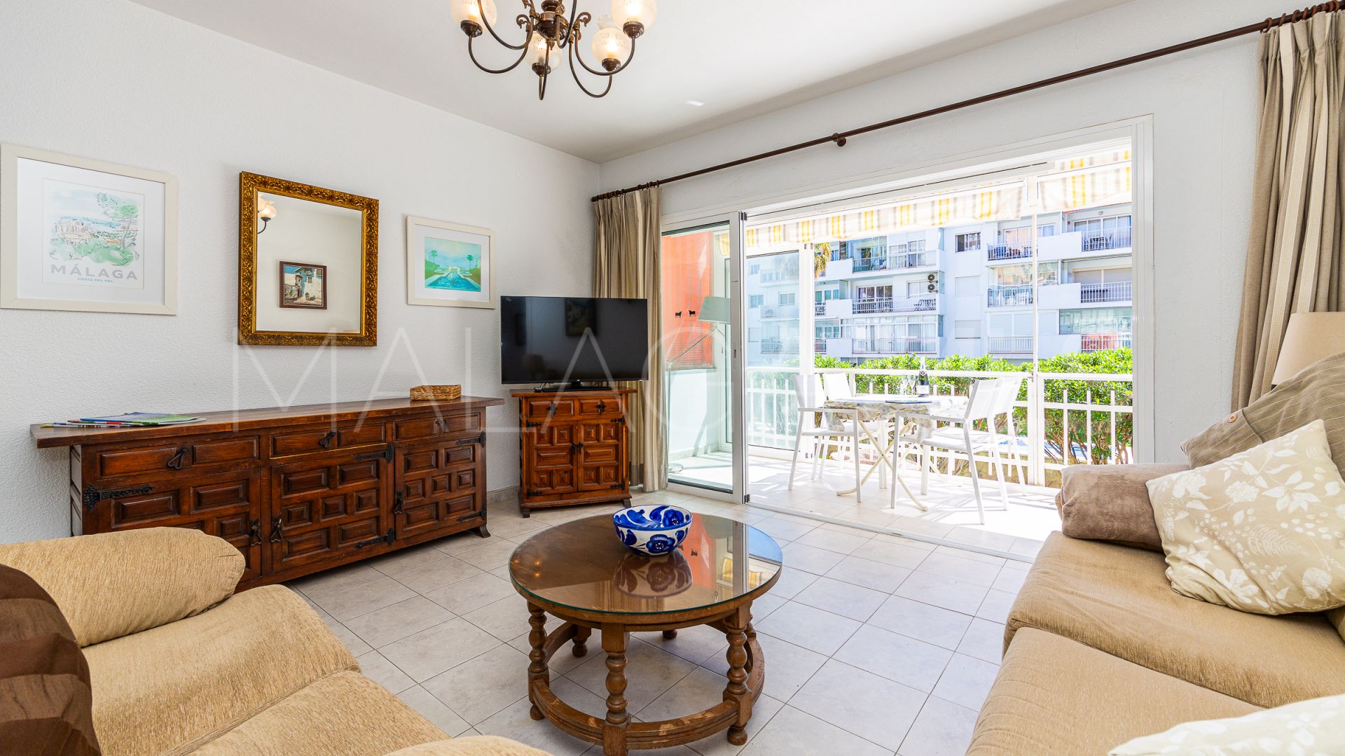 Buy apartamento in Fuengirola