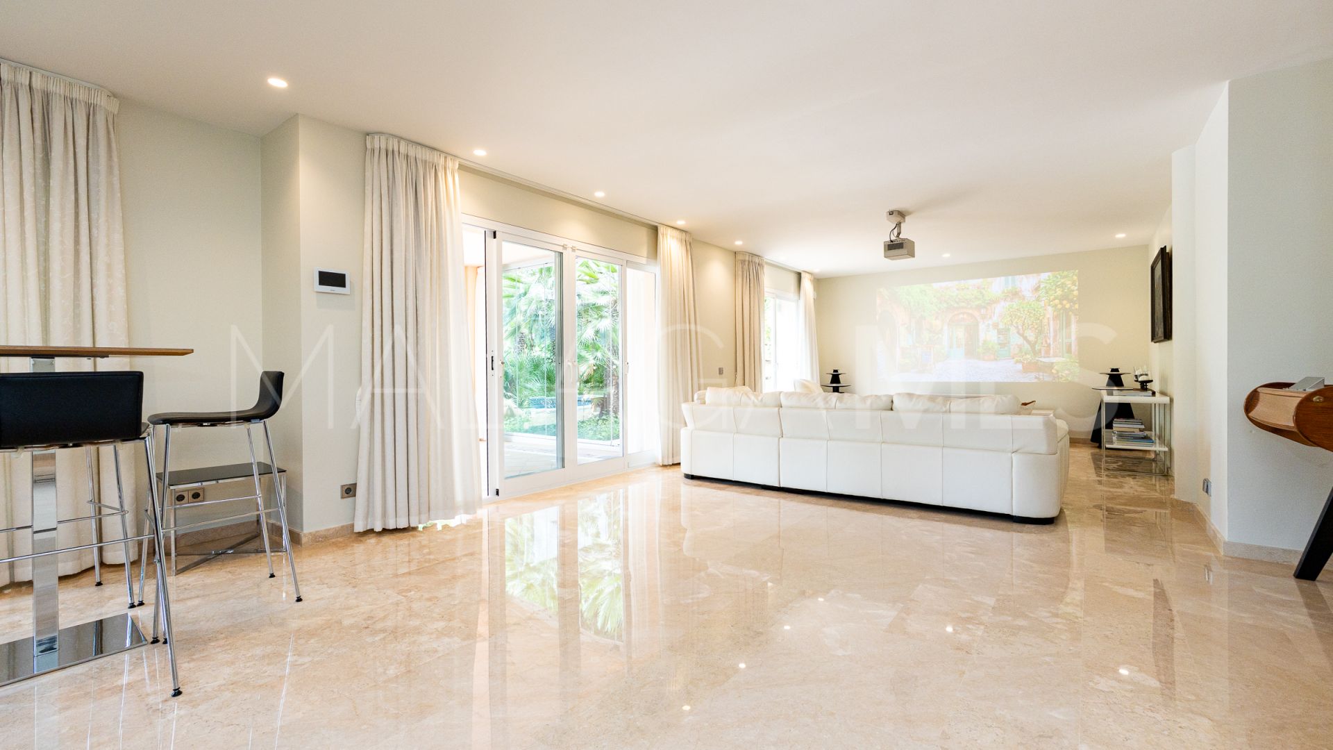 Villa for sale in El Rosario