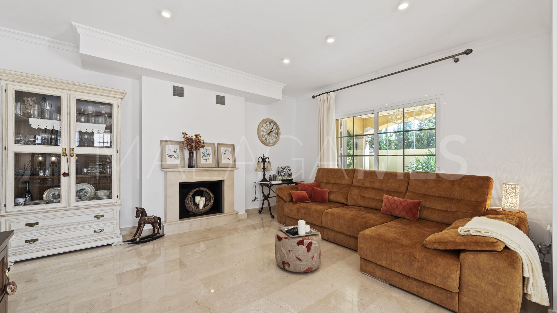 Villa for sale in Riviera del Sol
