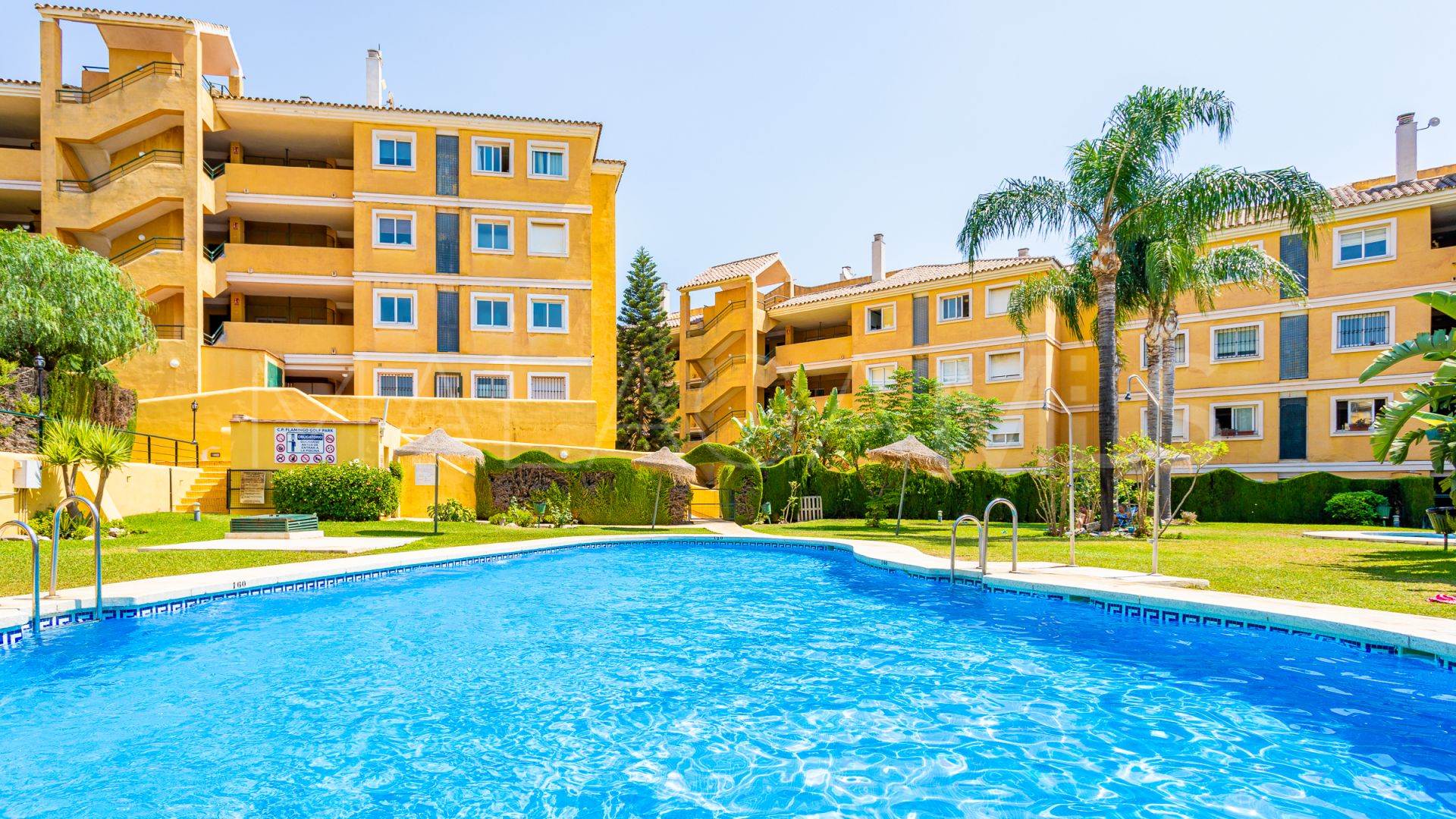 Markplanslägenhet for sale in Riviera del Sol