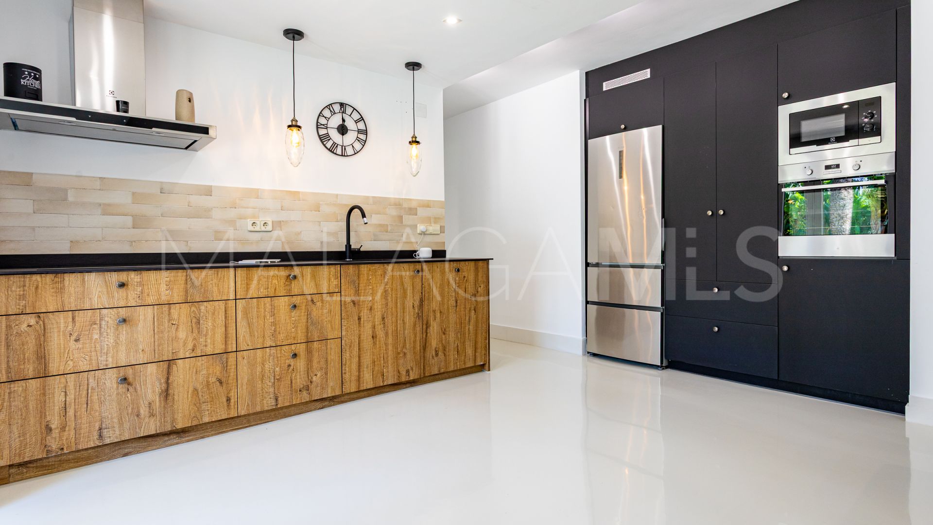 Villa de 6 bedrooms a la venta in Calahonda