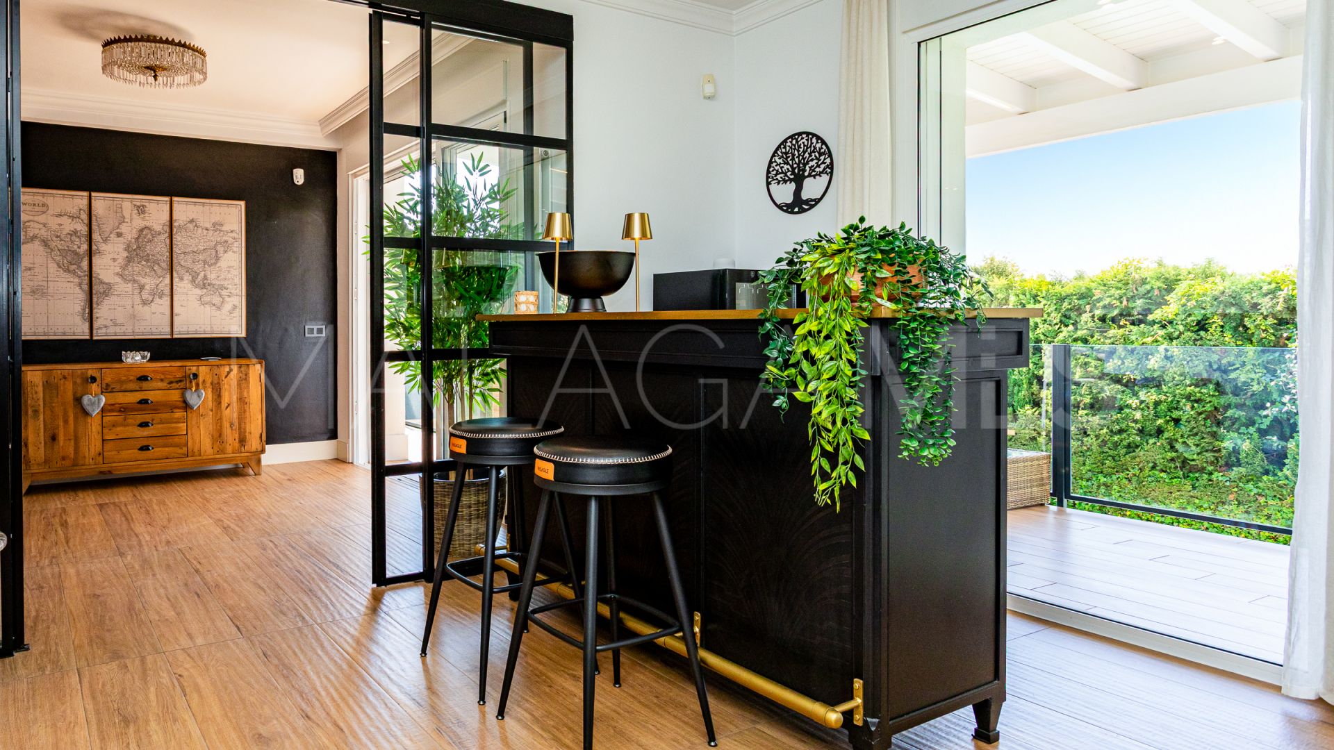 Villa de 6 bedrooms a la venta in Calahonda