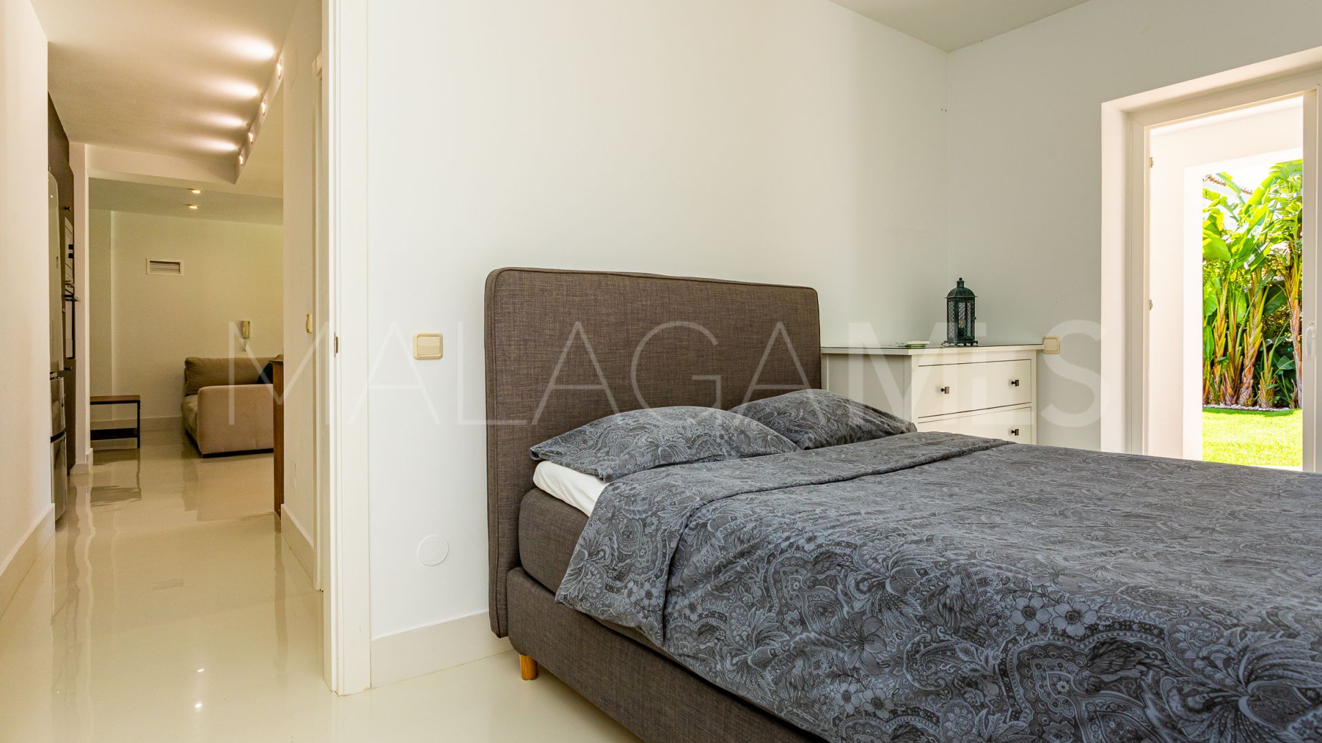 Villa de 6 bedrooms a la venta in Calahonda