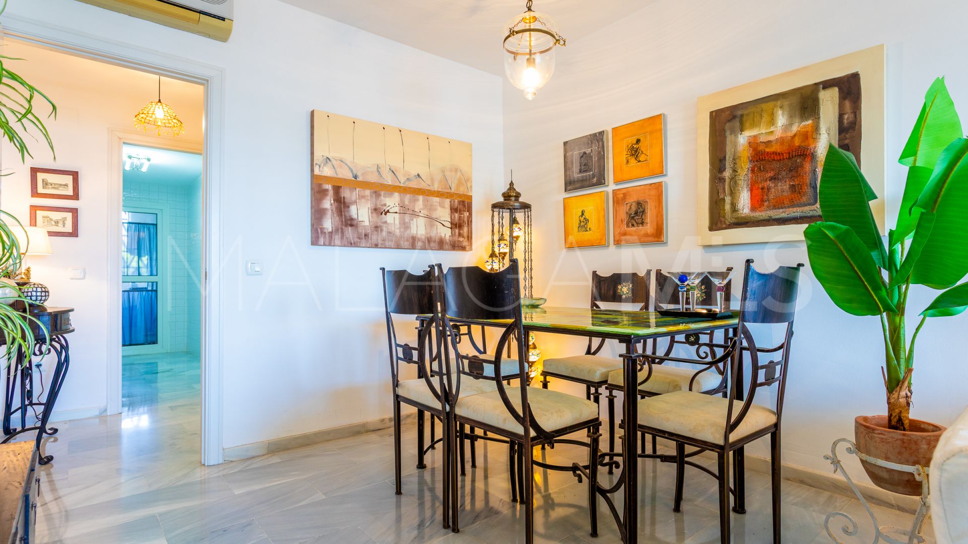 Apartamento for sale in Calahonda with 1 bedroom