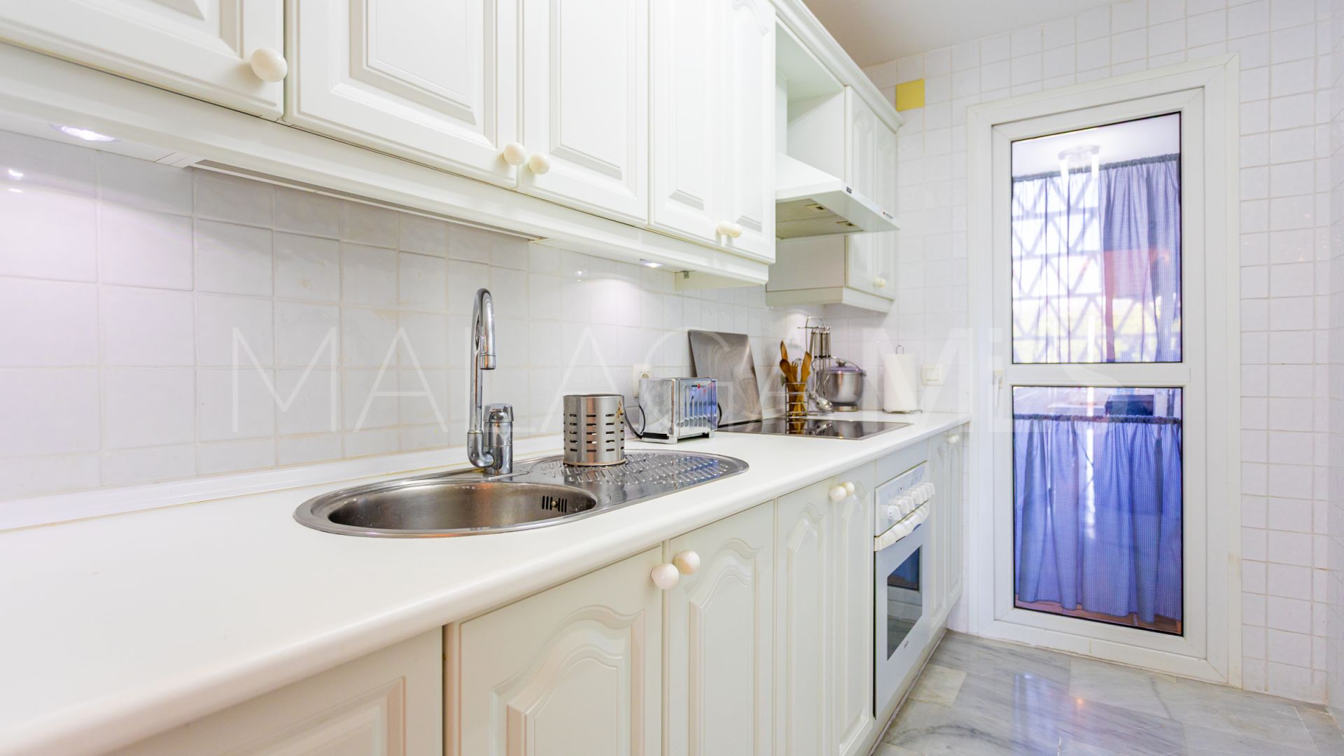 Apartamento for sale in Calahonda with 1 bedroom
