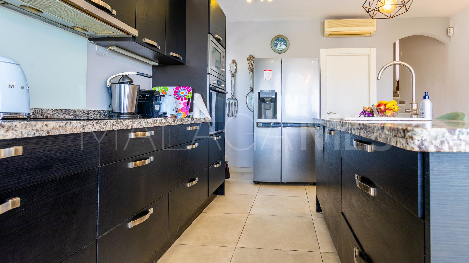 For sale 5 bedrooms villa in El Chaparral