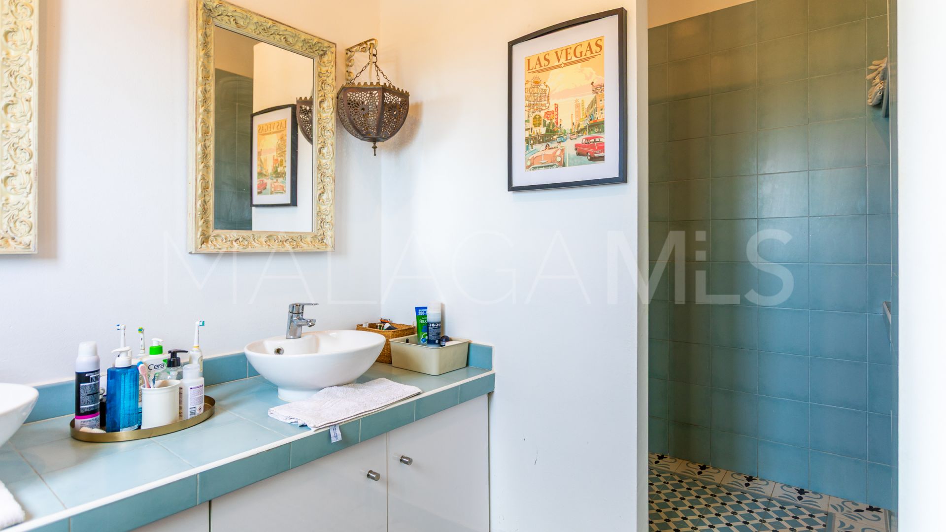 For sale 5 bedrooms villa in El Chaparral