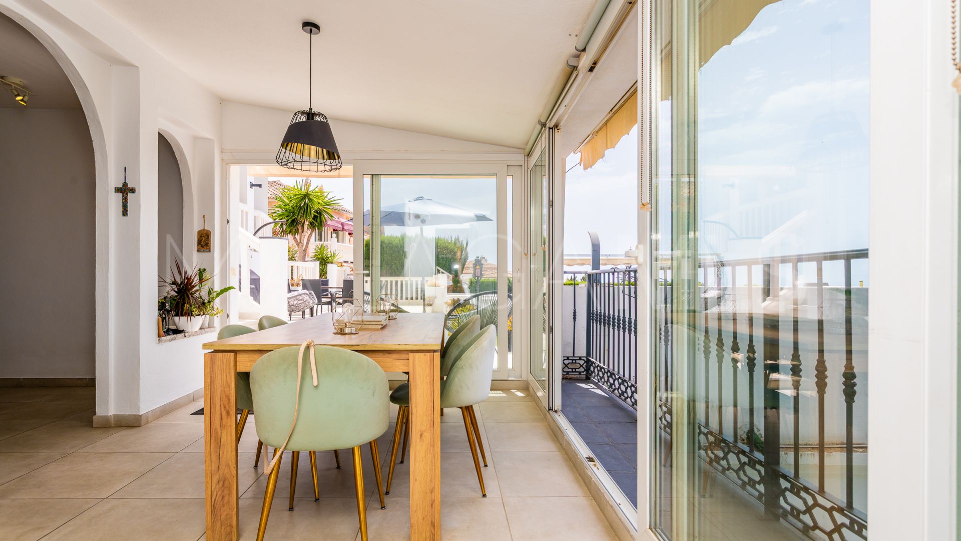 For sale 5 bedrooms villa in El Chaparral