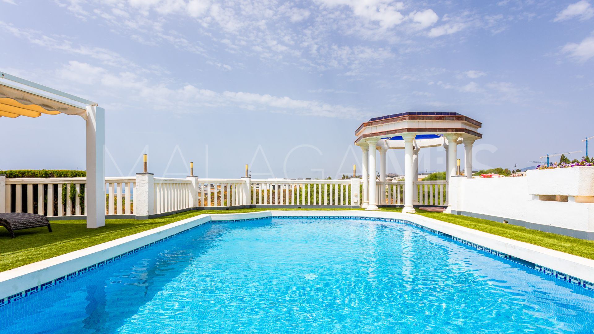 For sale 5 bedrooms villa in El Chaparral