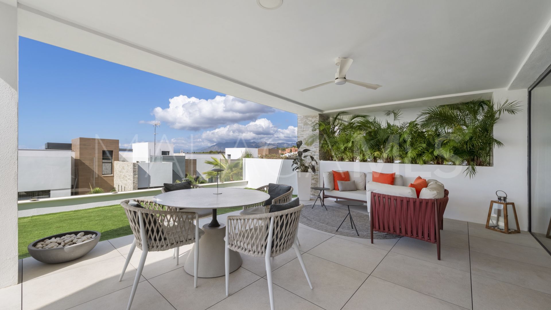 Ground floor apartment for sale in Cabopino