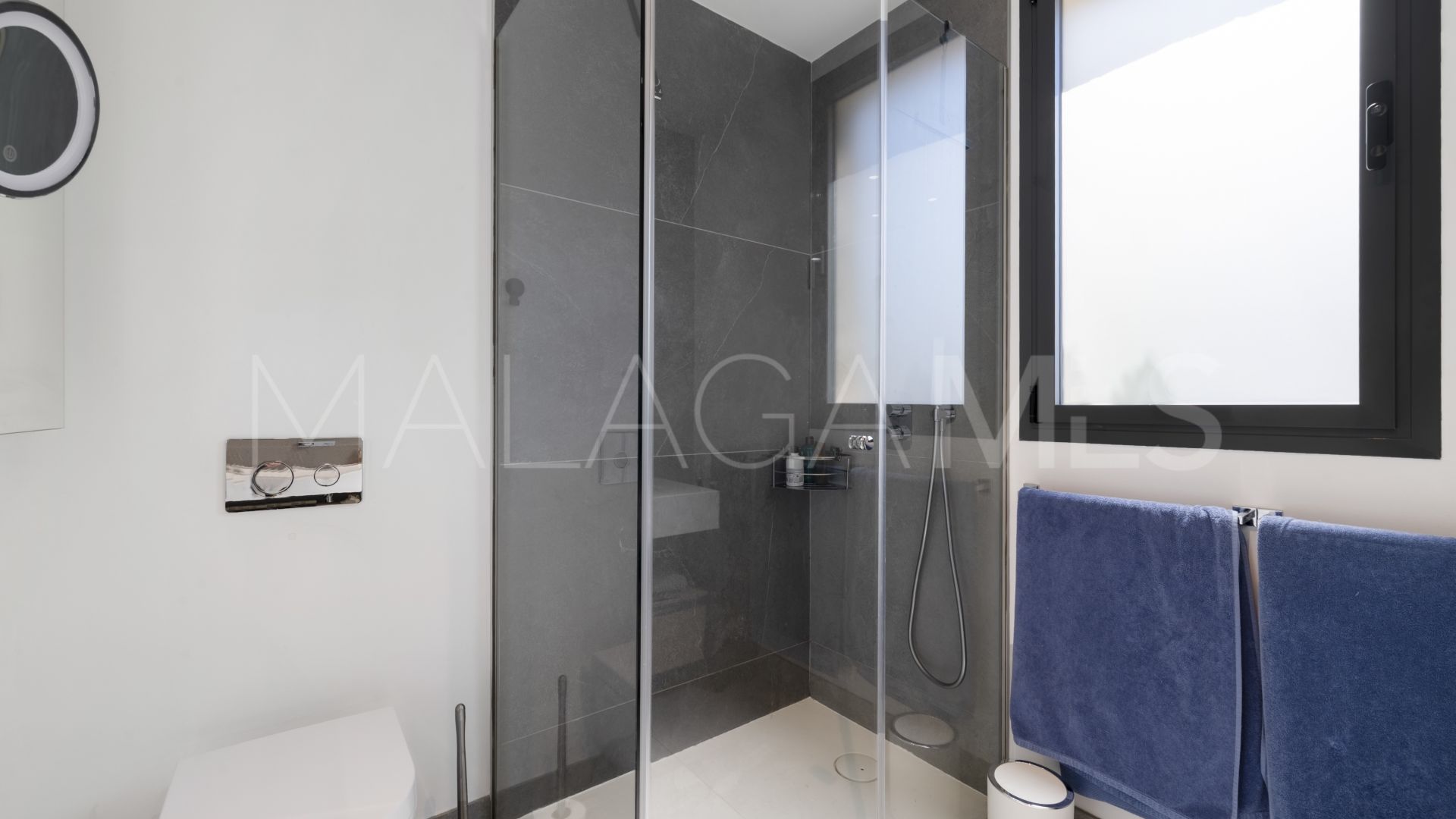 Ground floor apartment for sale in Cabopino