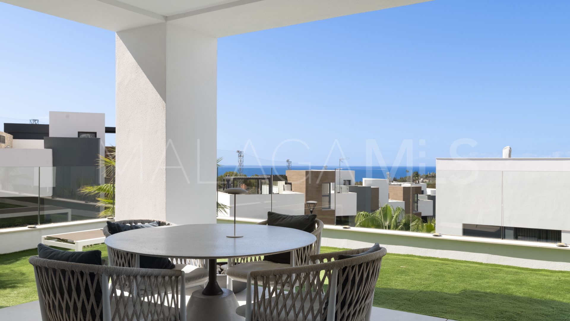 Ground floor apartment for sale in Cabopino