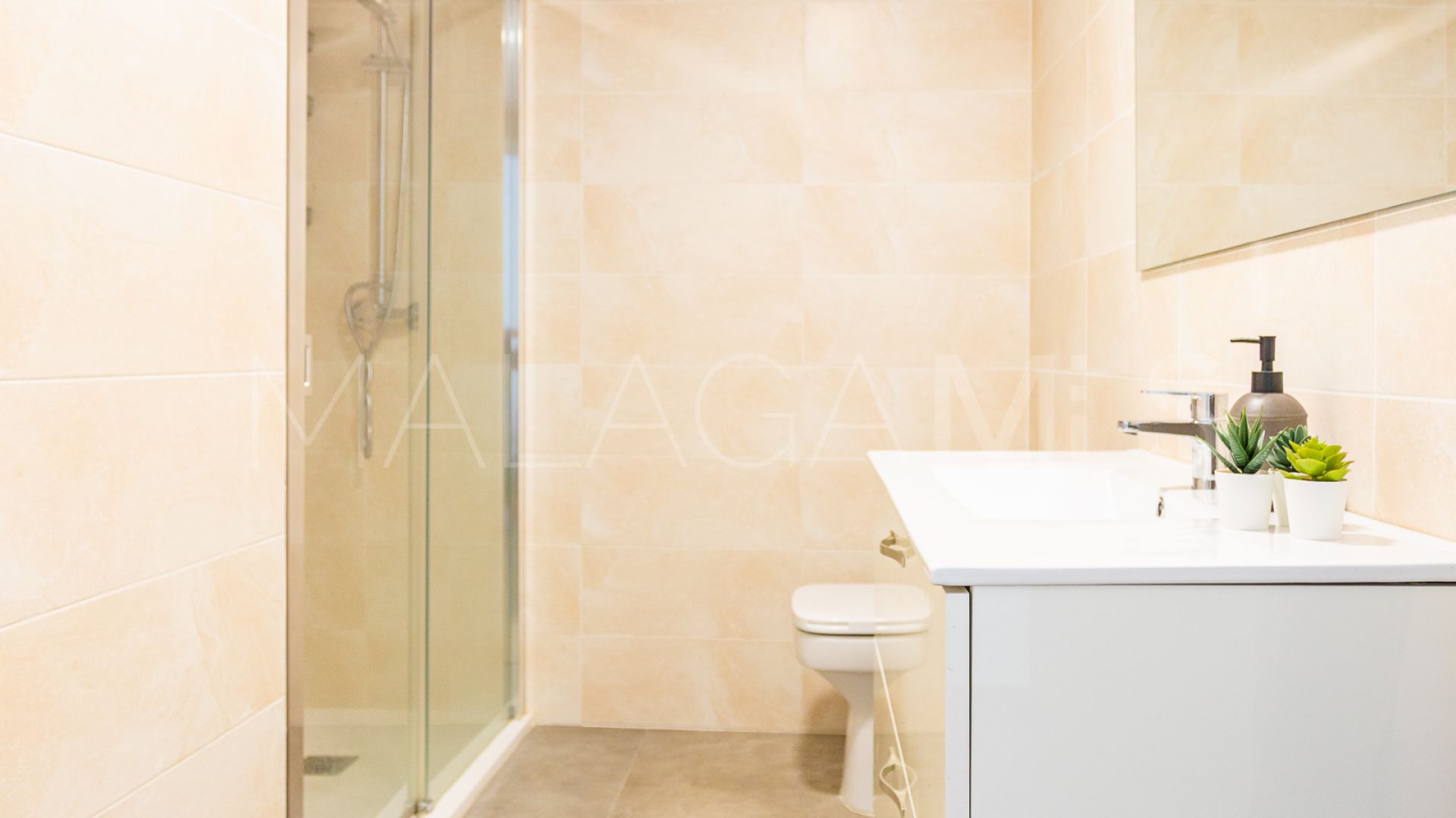 Immeuble for sale in Cala de Mijas