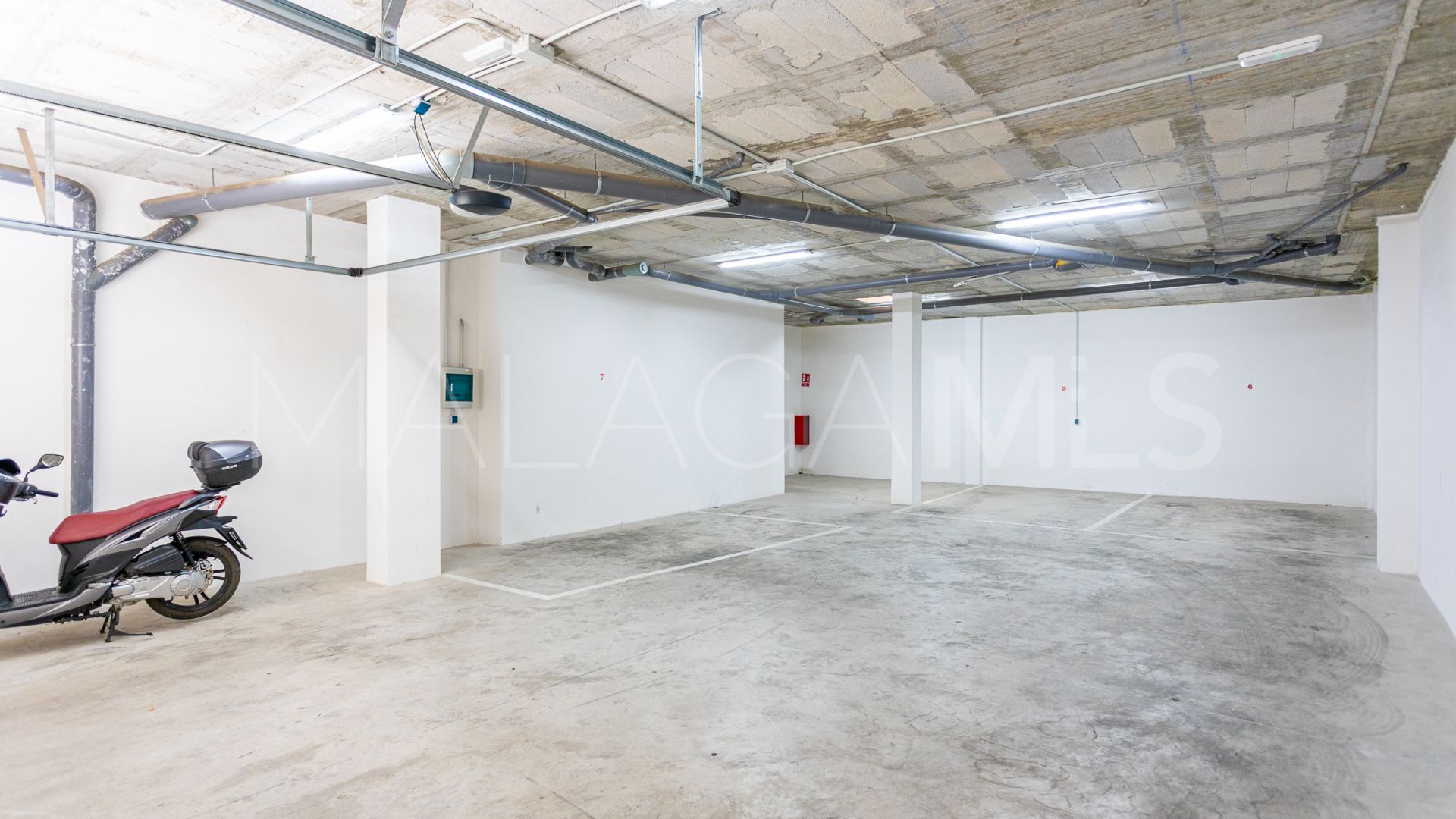 Immeuble for sale in Cala de Mijas