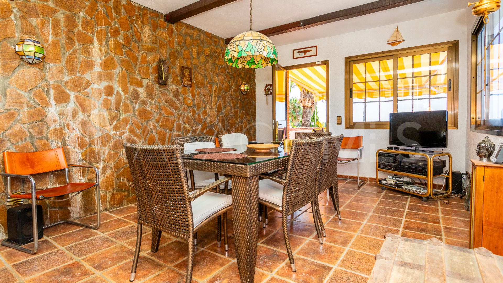 Villa for sale in Calahonda