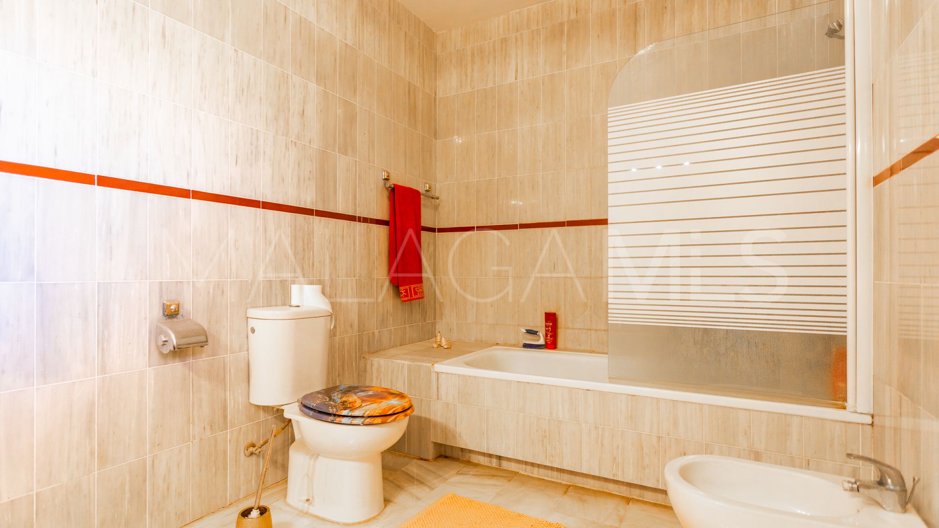 Villa for sale in Calahonda