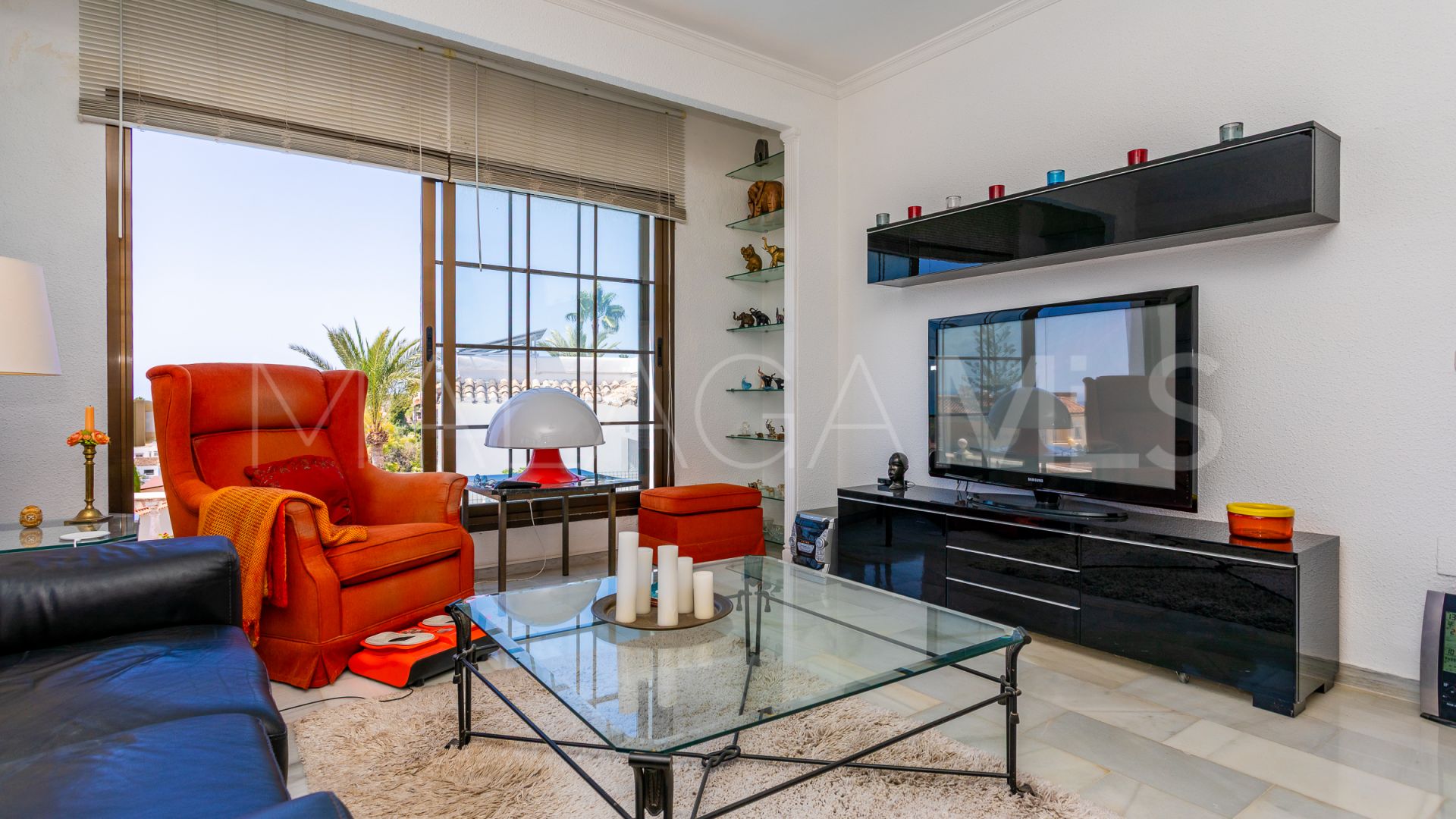 Villa for sale in Calahonda
