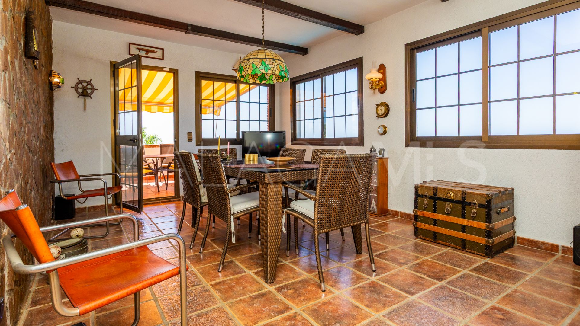 Villa for sale in Calahonda