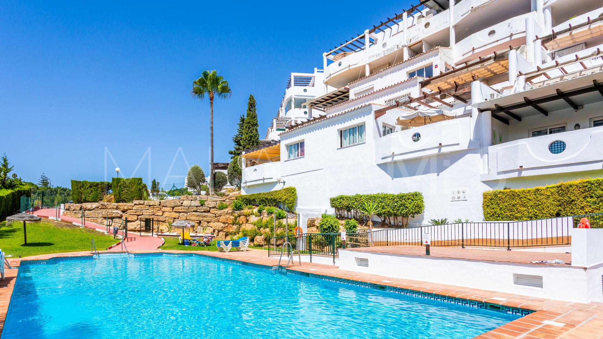 For sale 2 bedrooms apartment in Riviera del Sol
