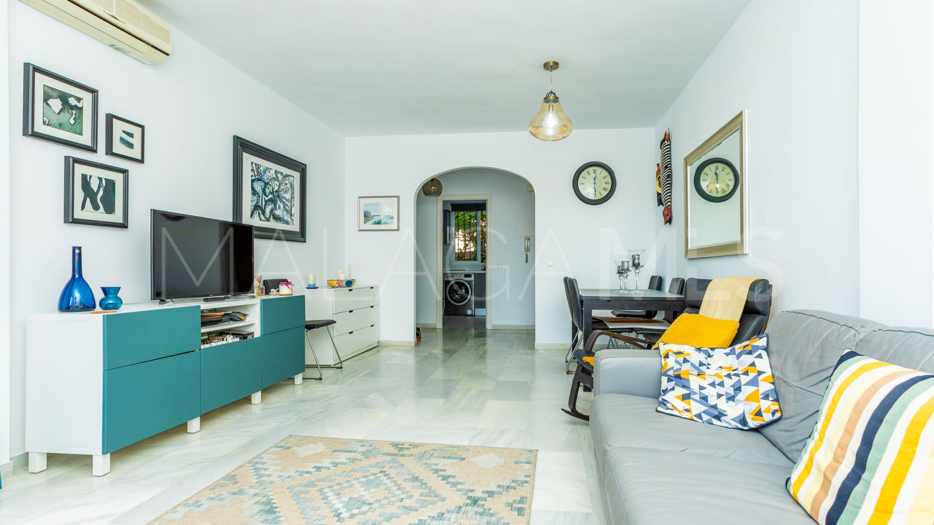 For sale 2 bedrooms apartment in Riviera del Sol