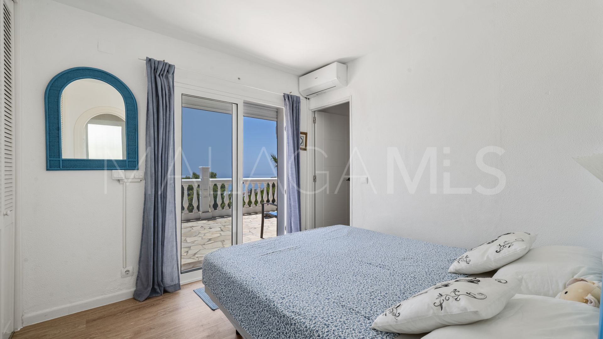 Villa for sale in Cala de Mijas