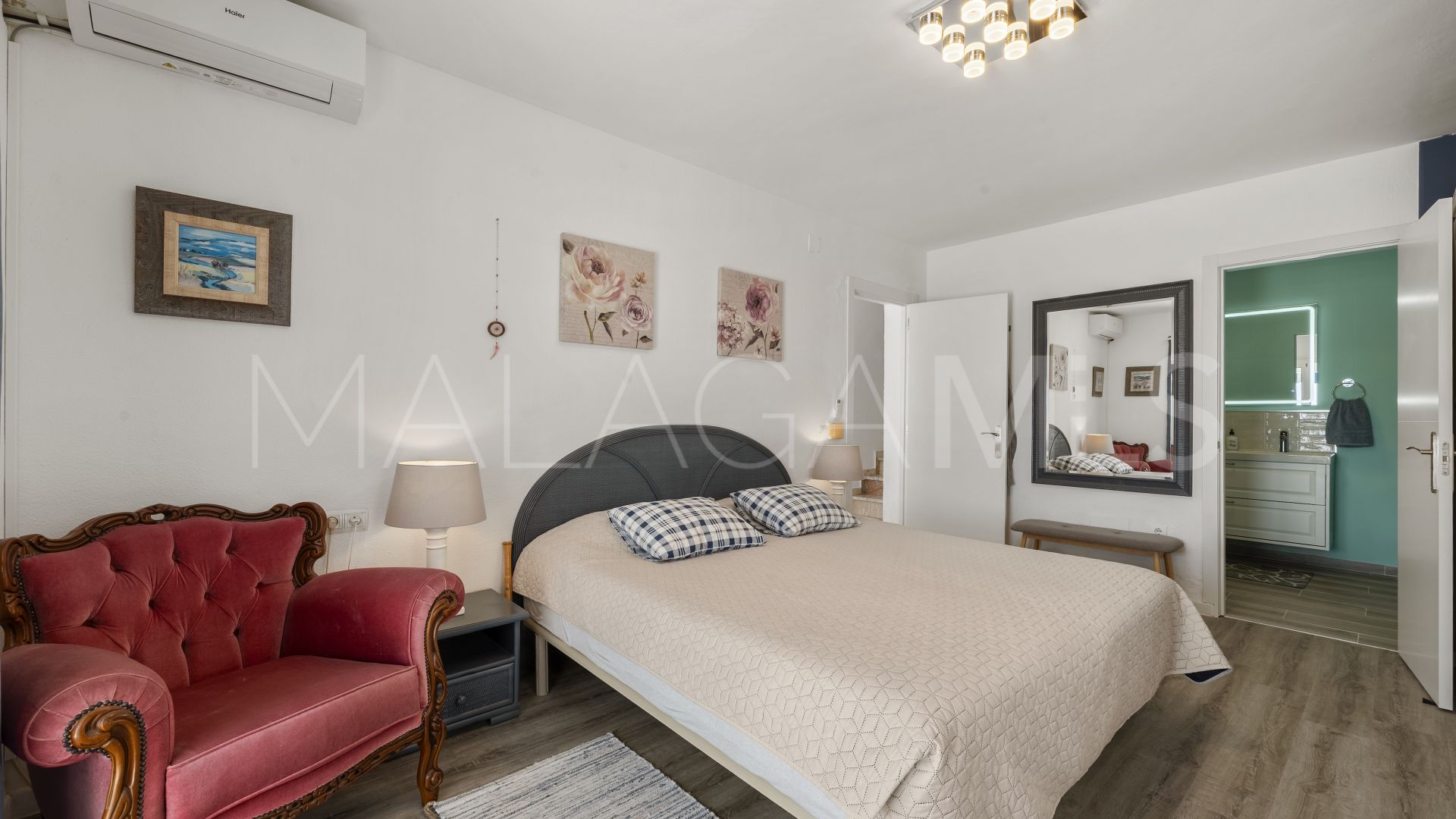 Villa for sale in Cala de Mijas