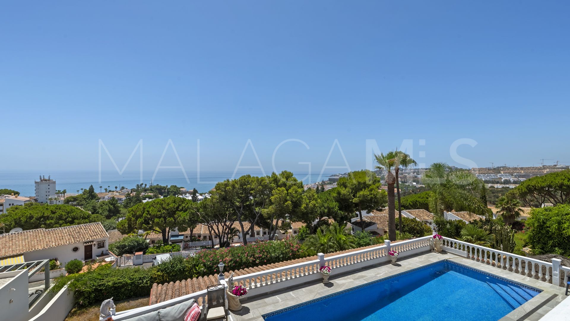 Villa for sale in Cala de Mijas