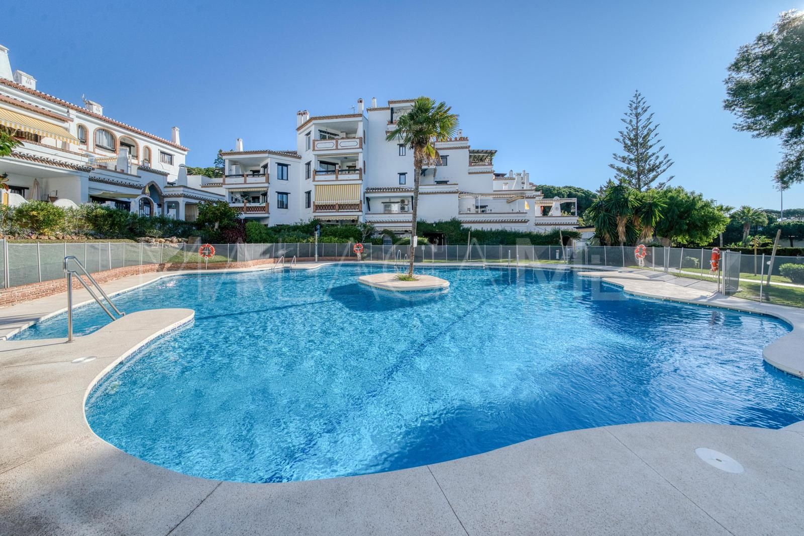 Appartement rez de chaussée for sale in Calahonda