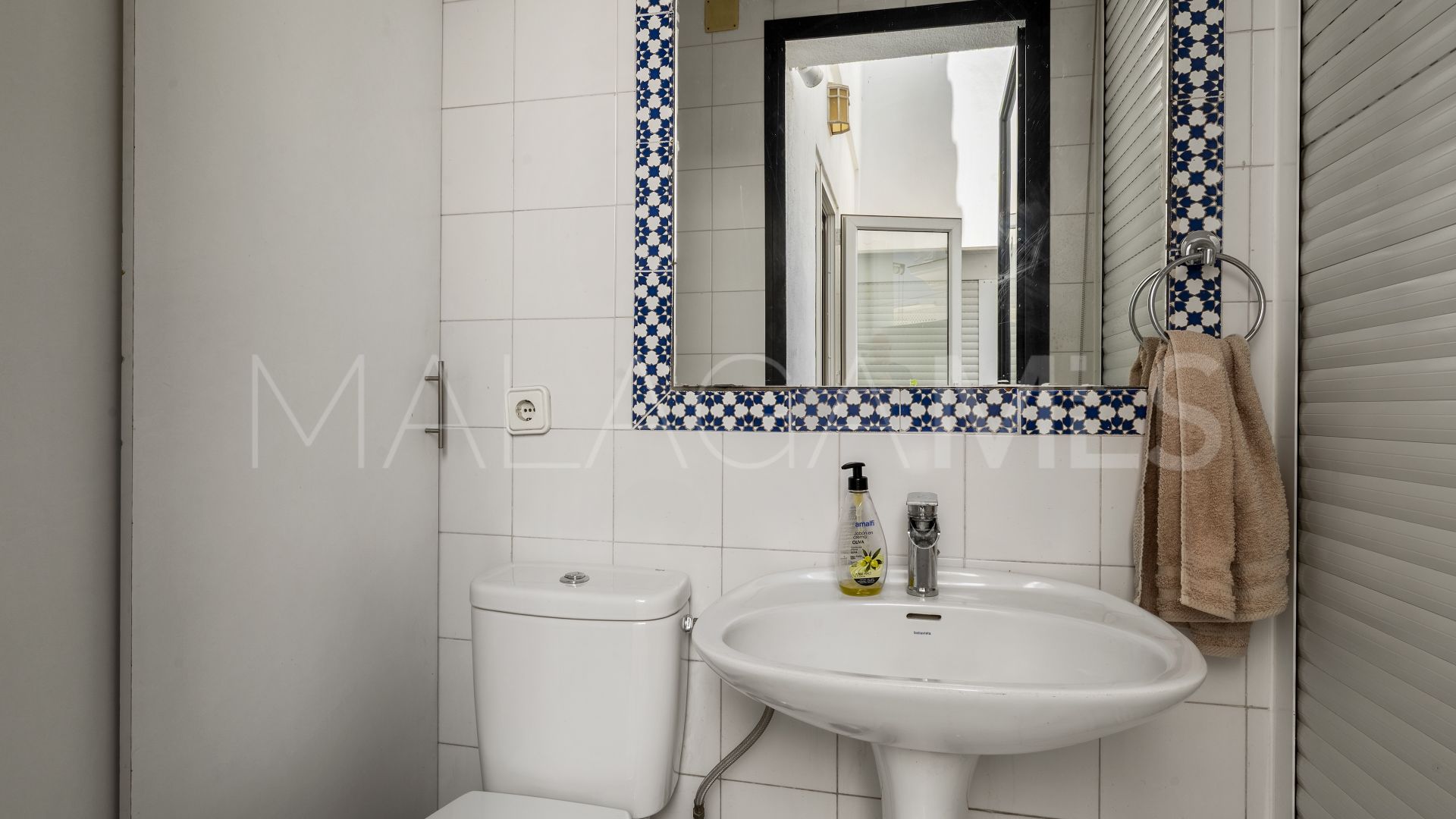 Buy adosado in El Castillo de 3 bedrooms