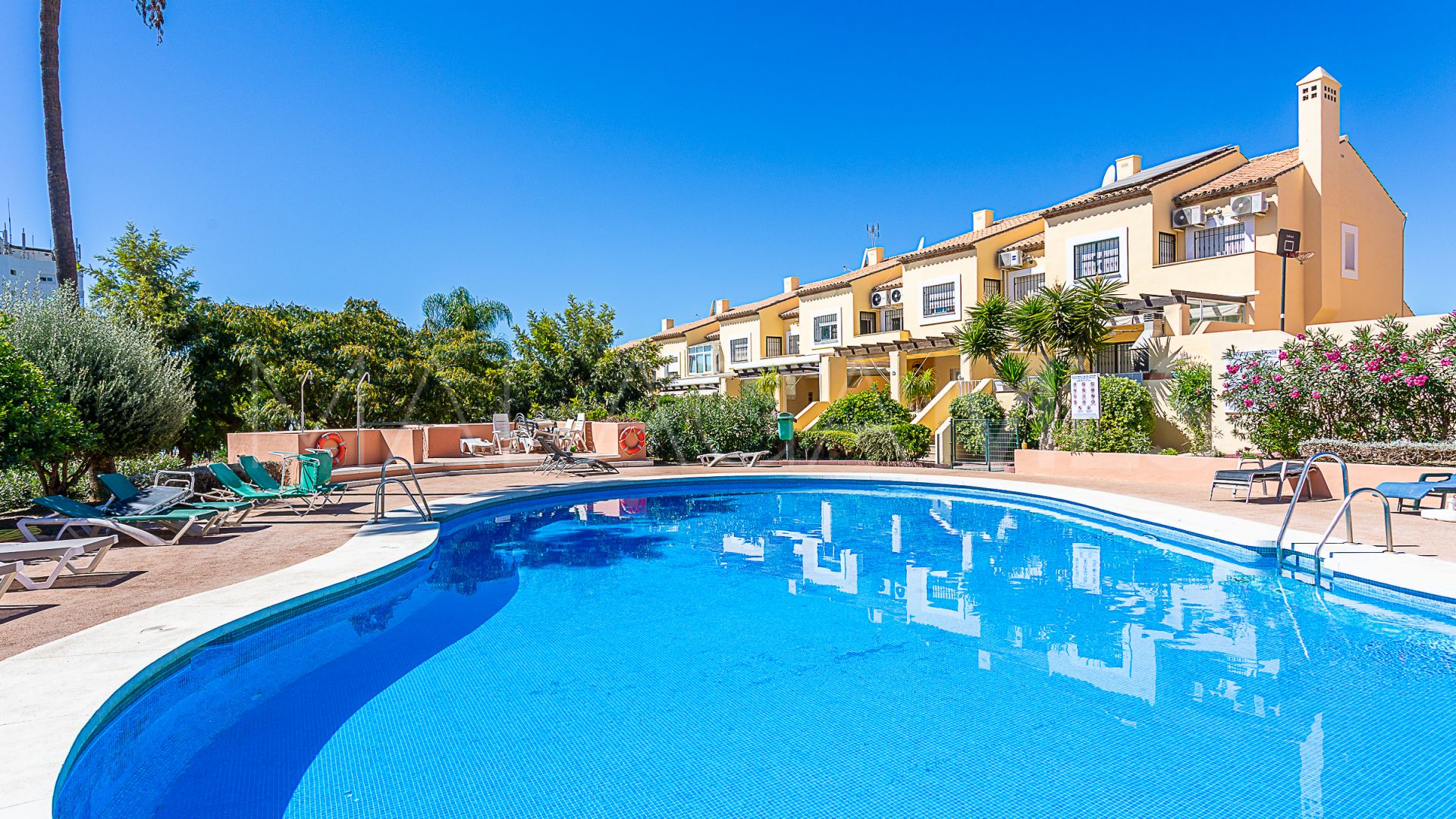 Reihenhaus for sale in Calahonda