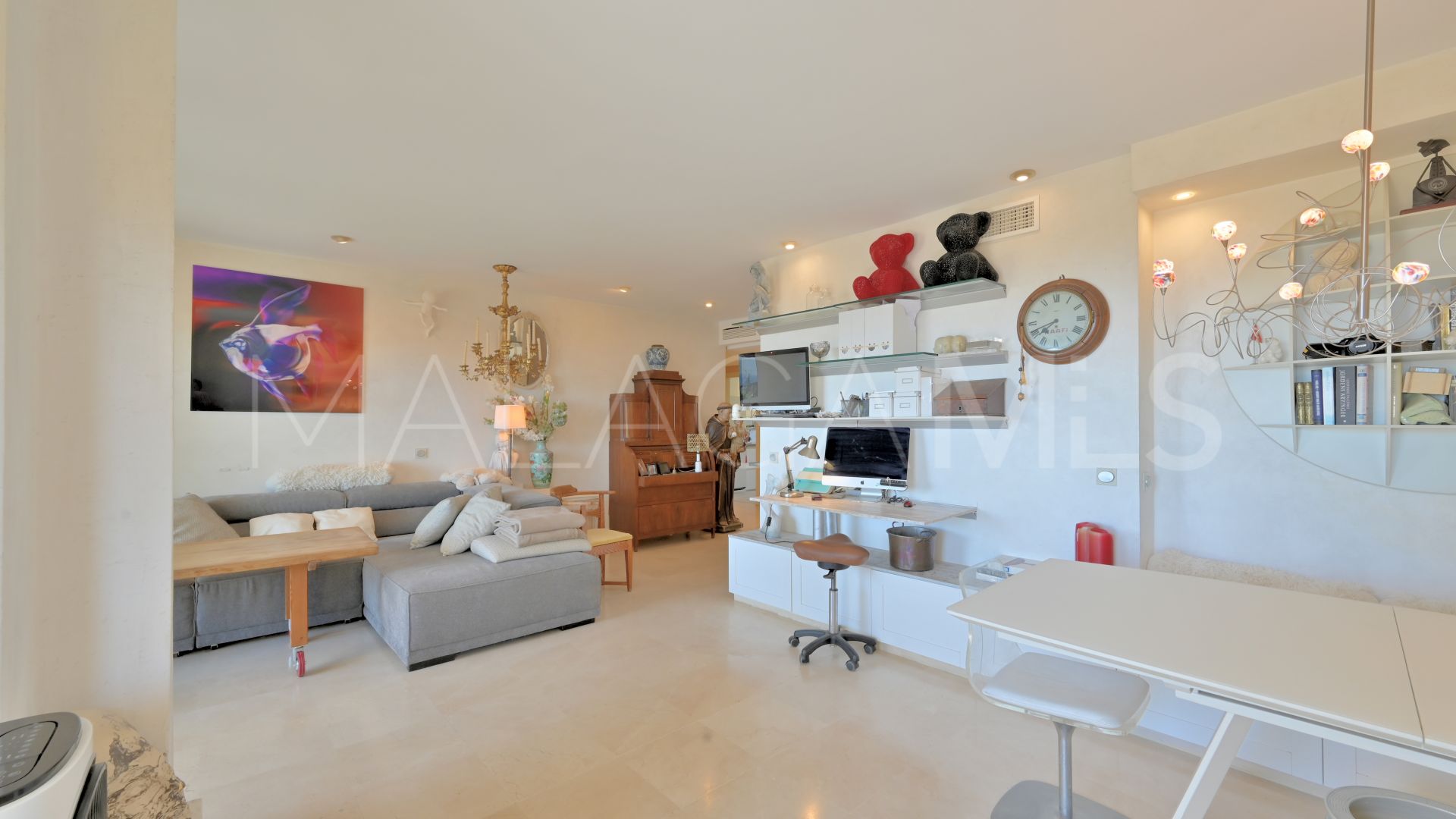 Apartment in Calahonda for sale