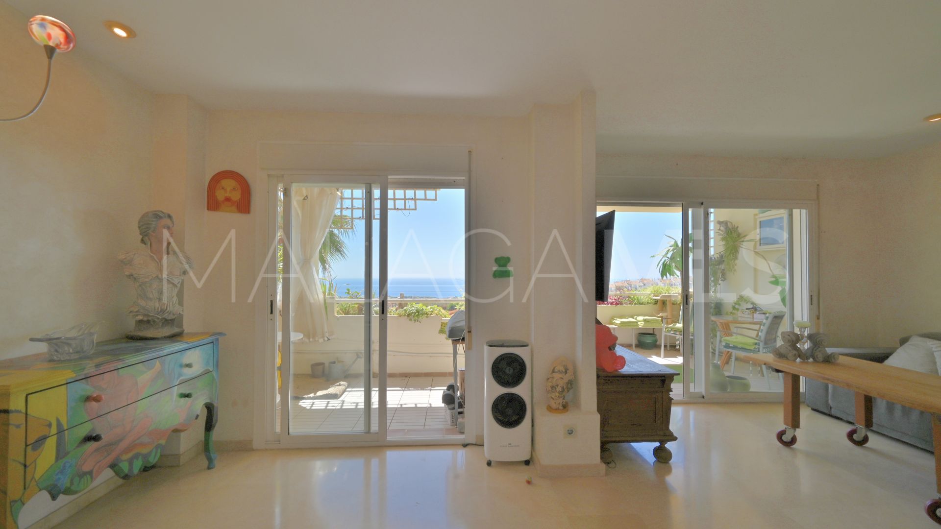 Apartment in Calahonda for sale