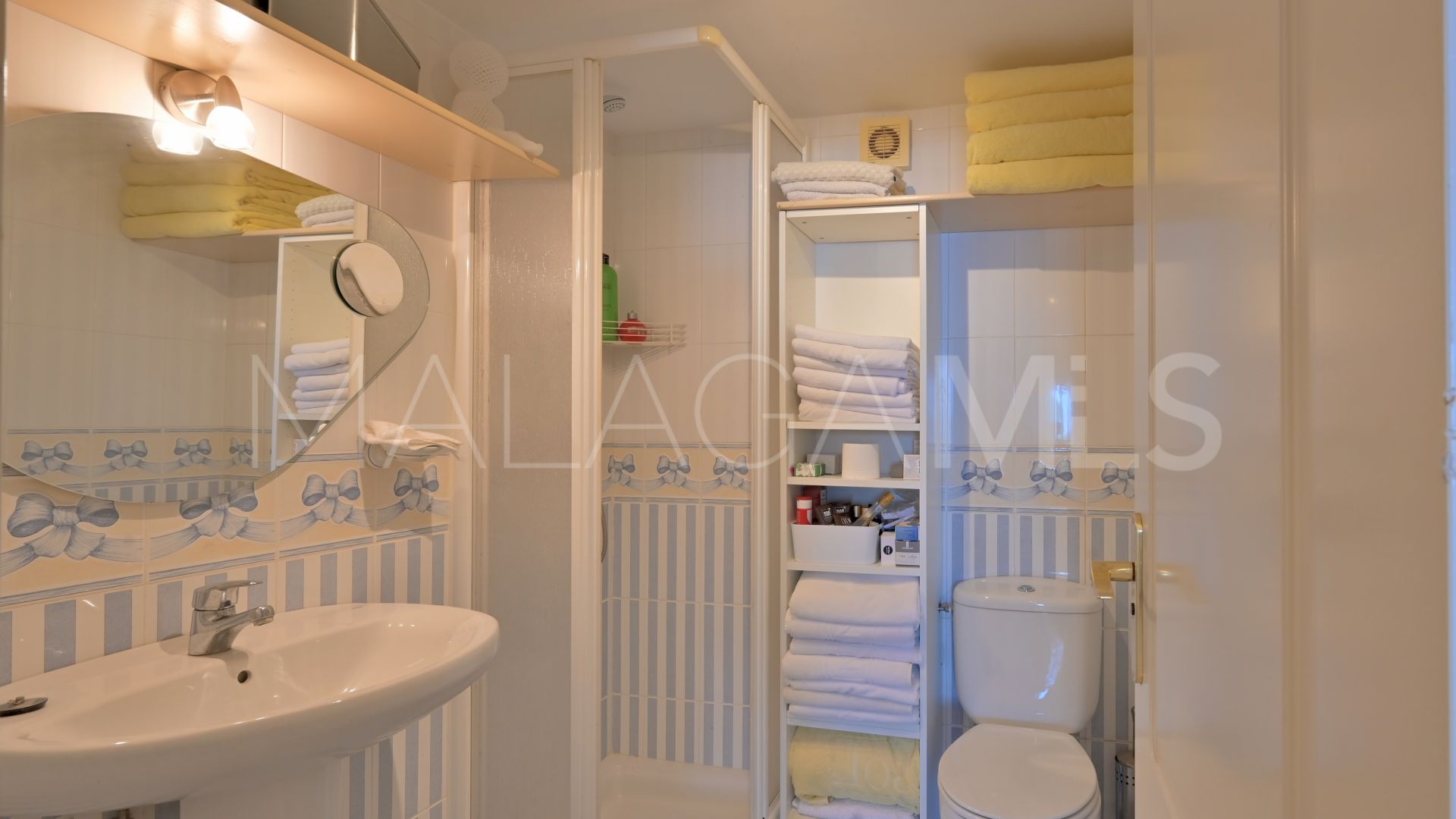 Apartment in Calahonda for sale