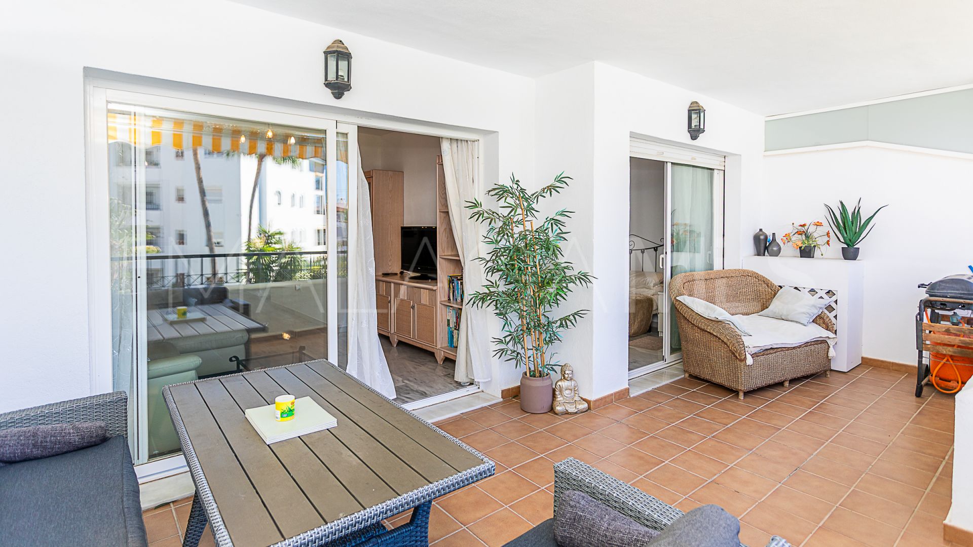 Calahonda 2 bedrooms apartment for sale