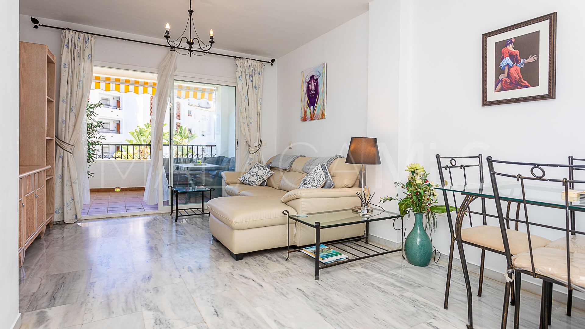 Calahonda 2 bedrooms apartment for sale