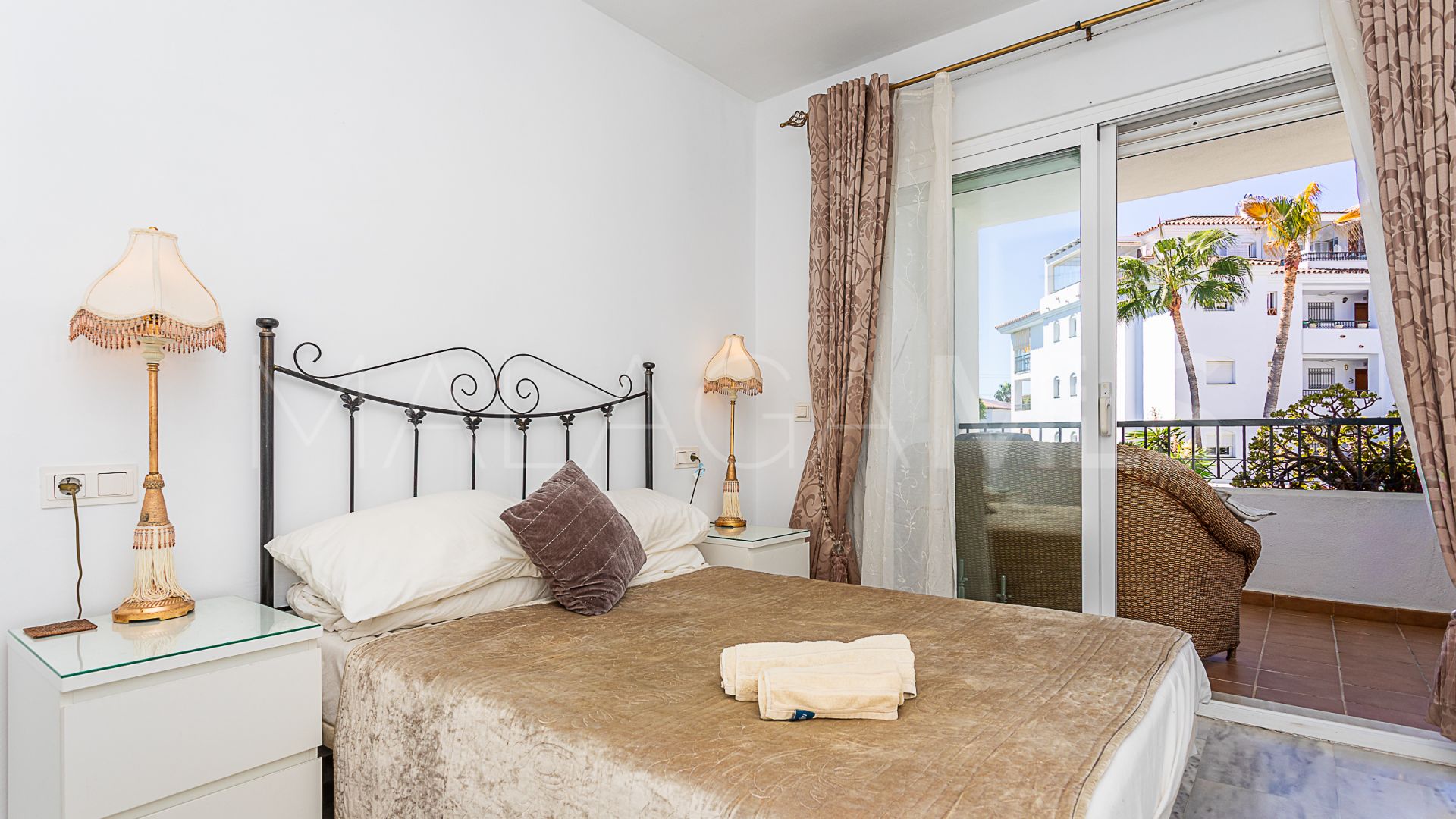 Calahonda 2 bedrooms apartment for sale