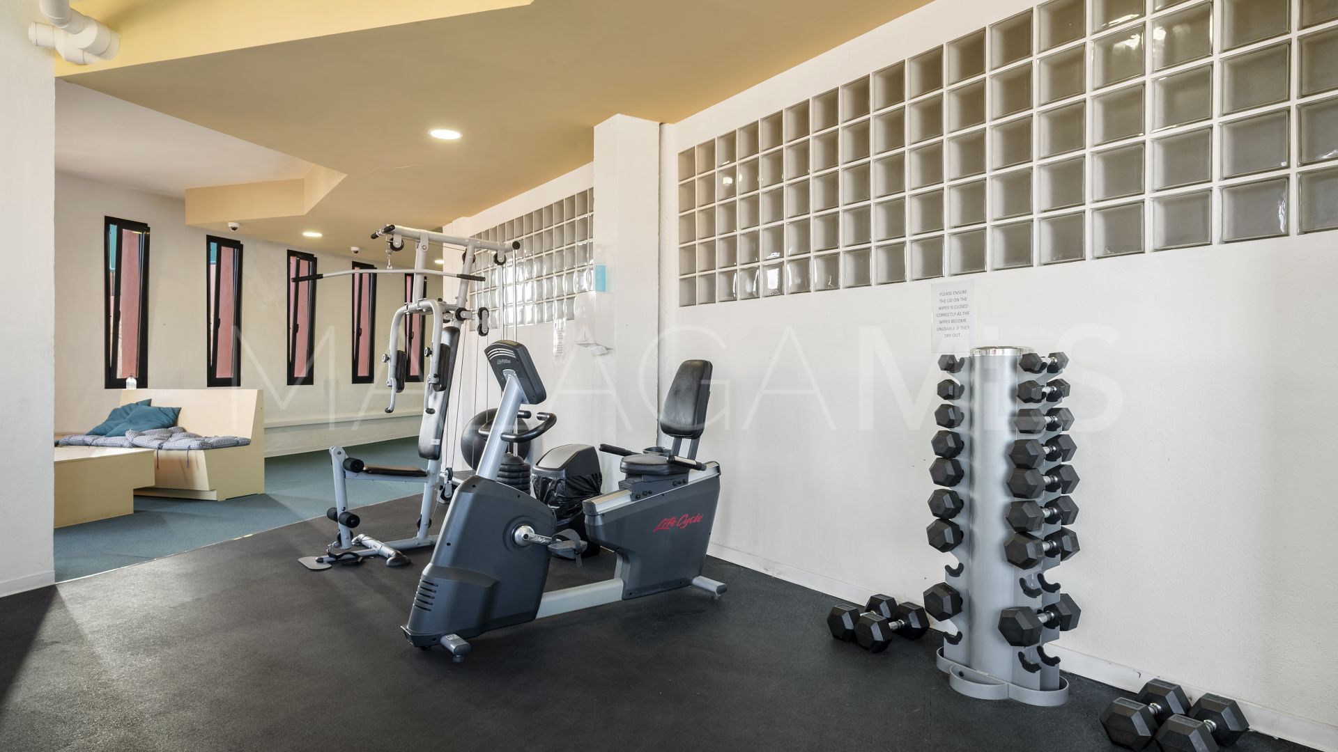 Appartement rez de chaussée for sale in Calahonda