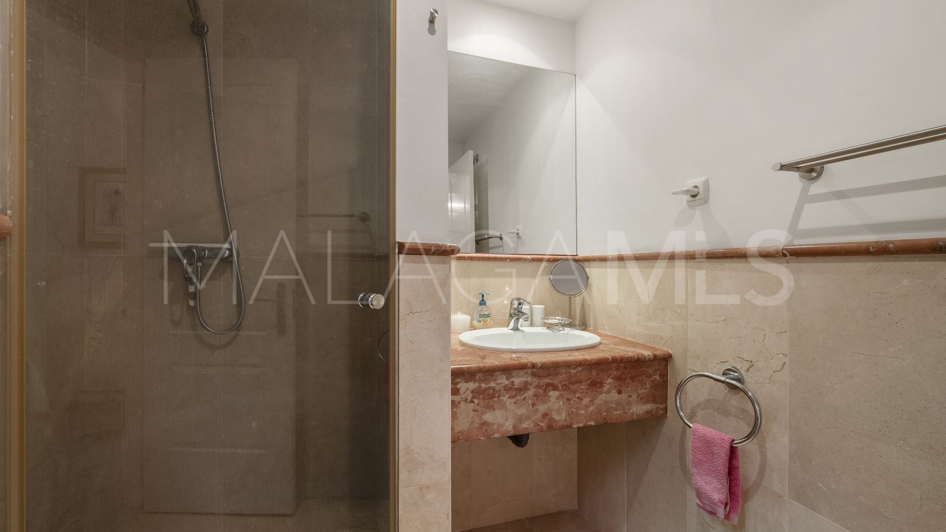 Appartement rez de chaussée for sale in Calahonda