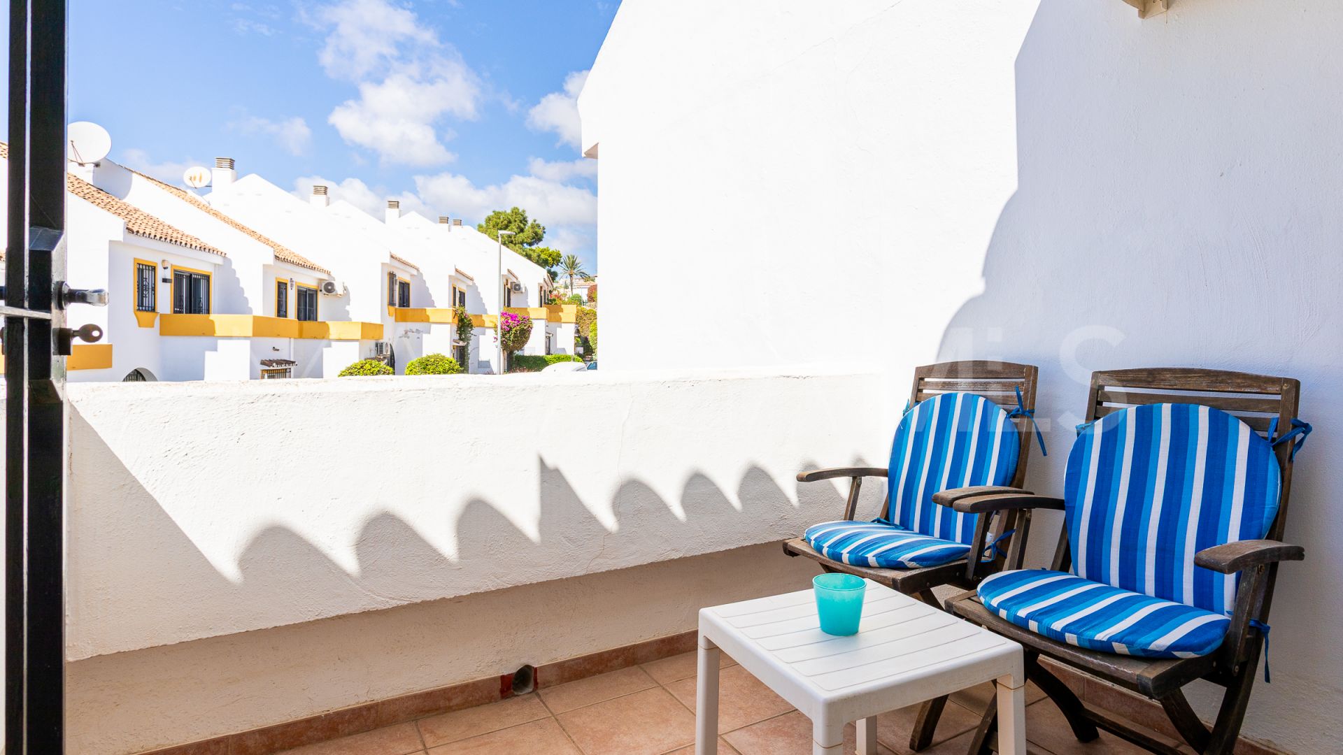 Calahonda town house for sale