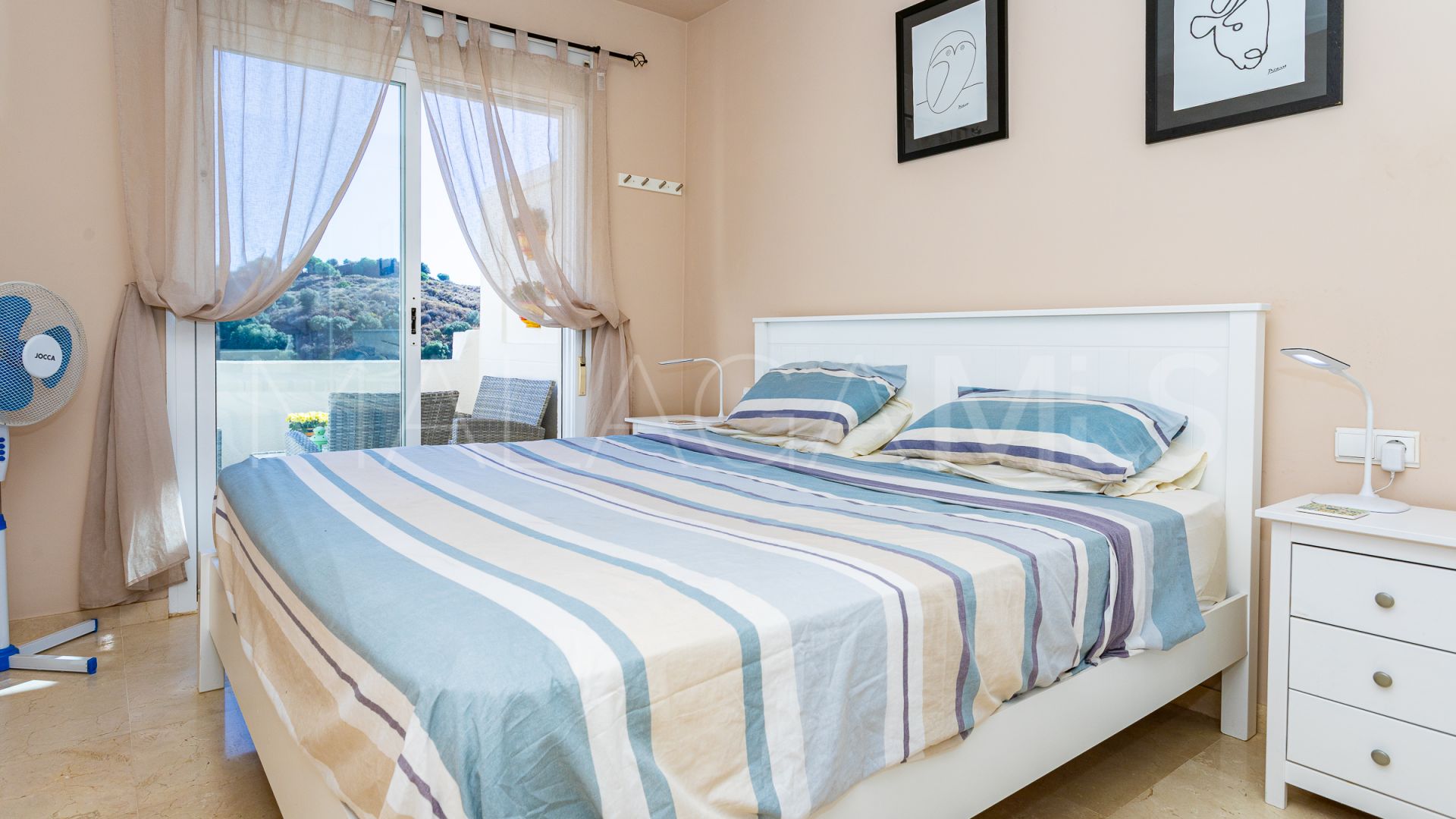 Penthaus for sale in Calahonda