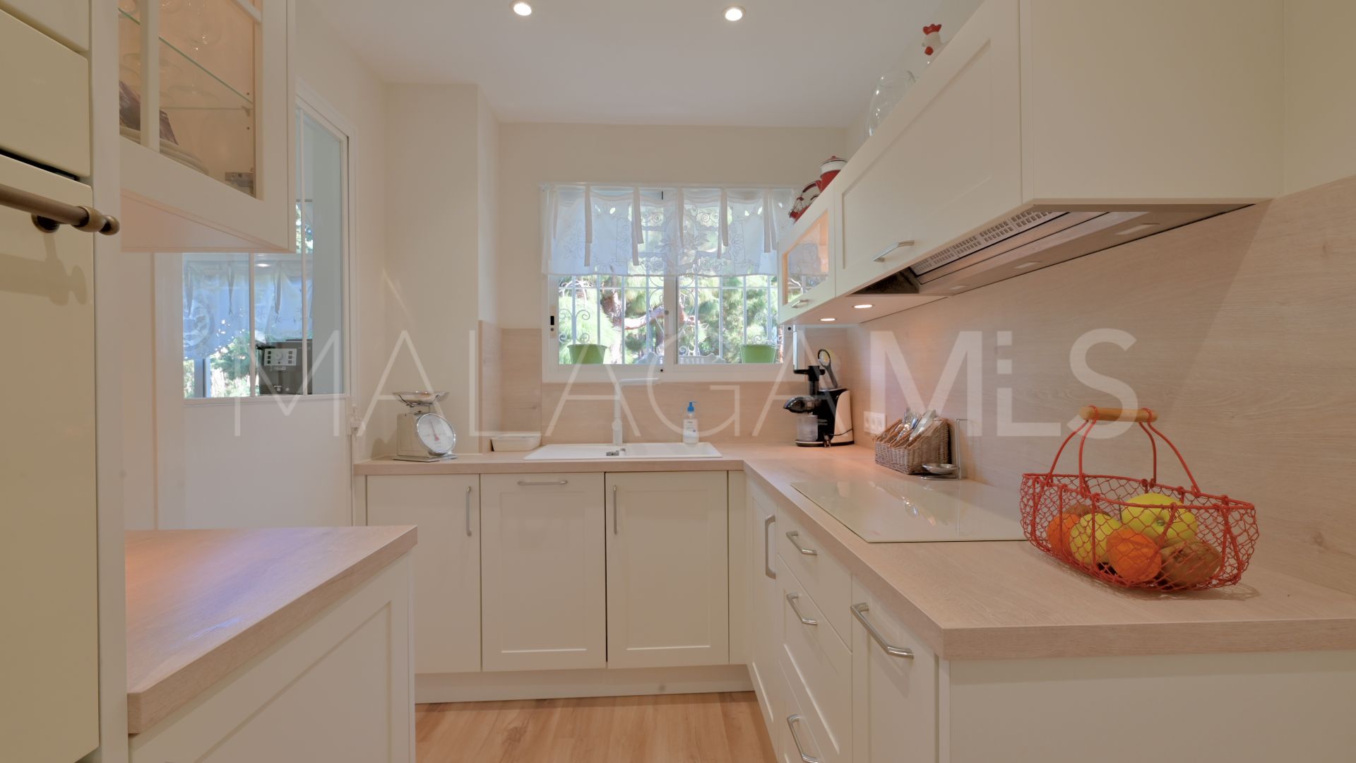 Appartement terrasse for sale in Calahonda