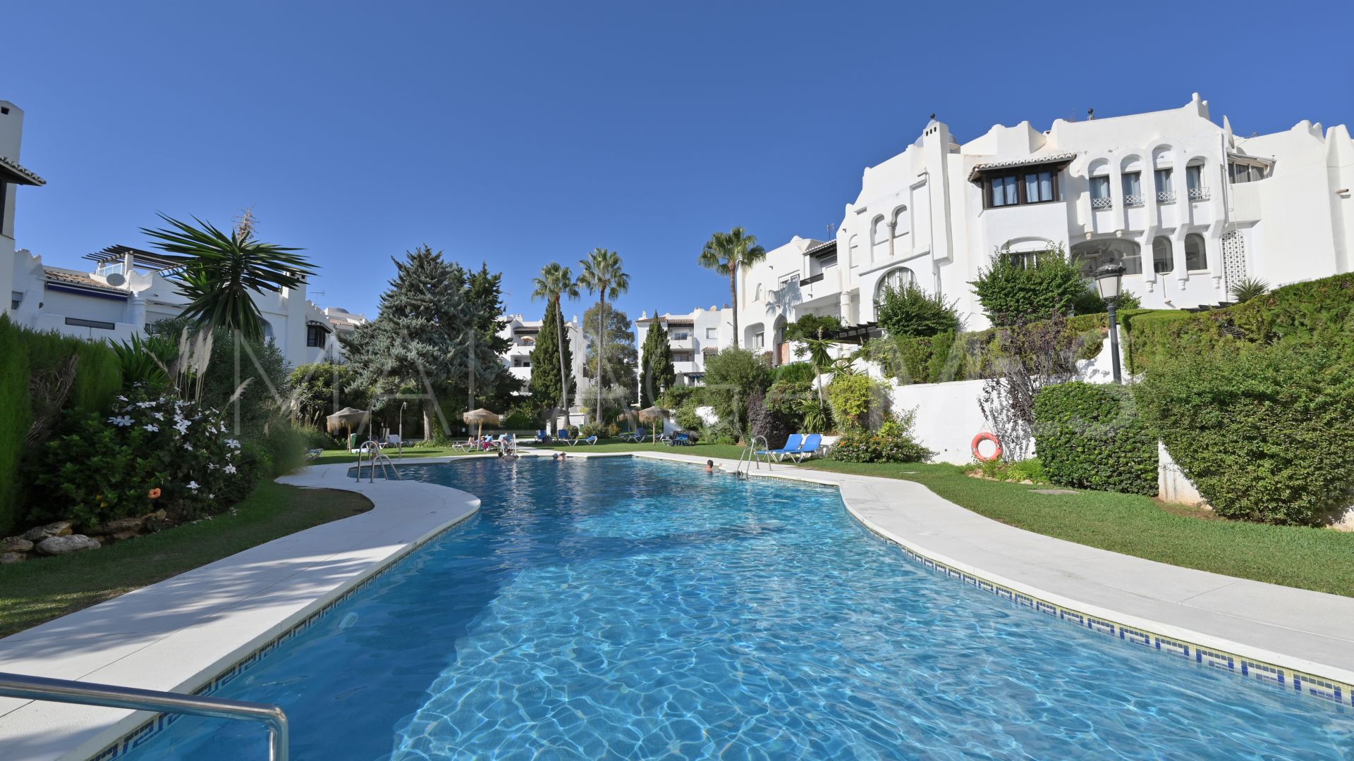 Calahonda 2 bedrooms ground floor apartment for sale