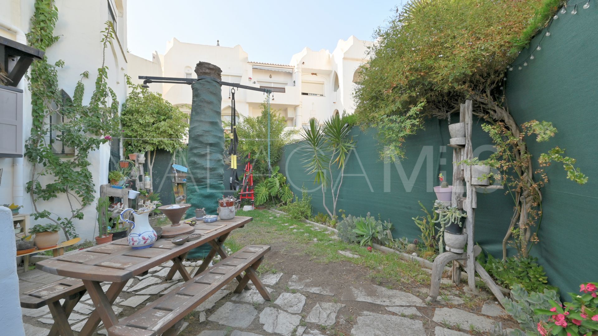 Calahonda 2 bedrooms ground floor apartment for sale