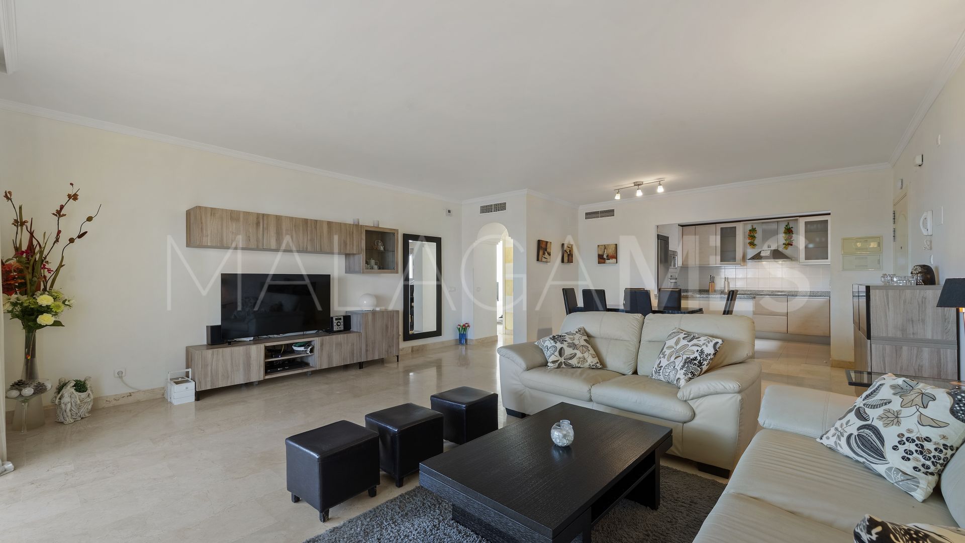 Calahonda 2 bedrooms ground floor apartment for sale