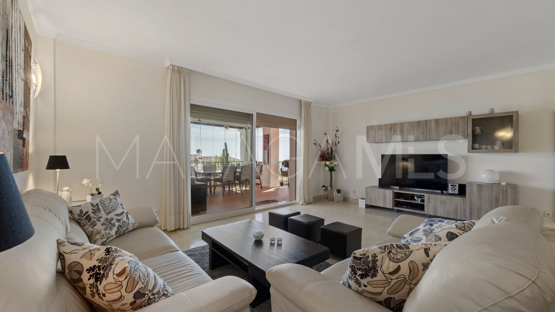 Calahonda 2 bedrooms ground floor apartment for sale