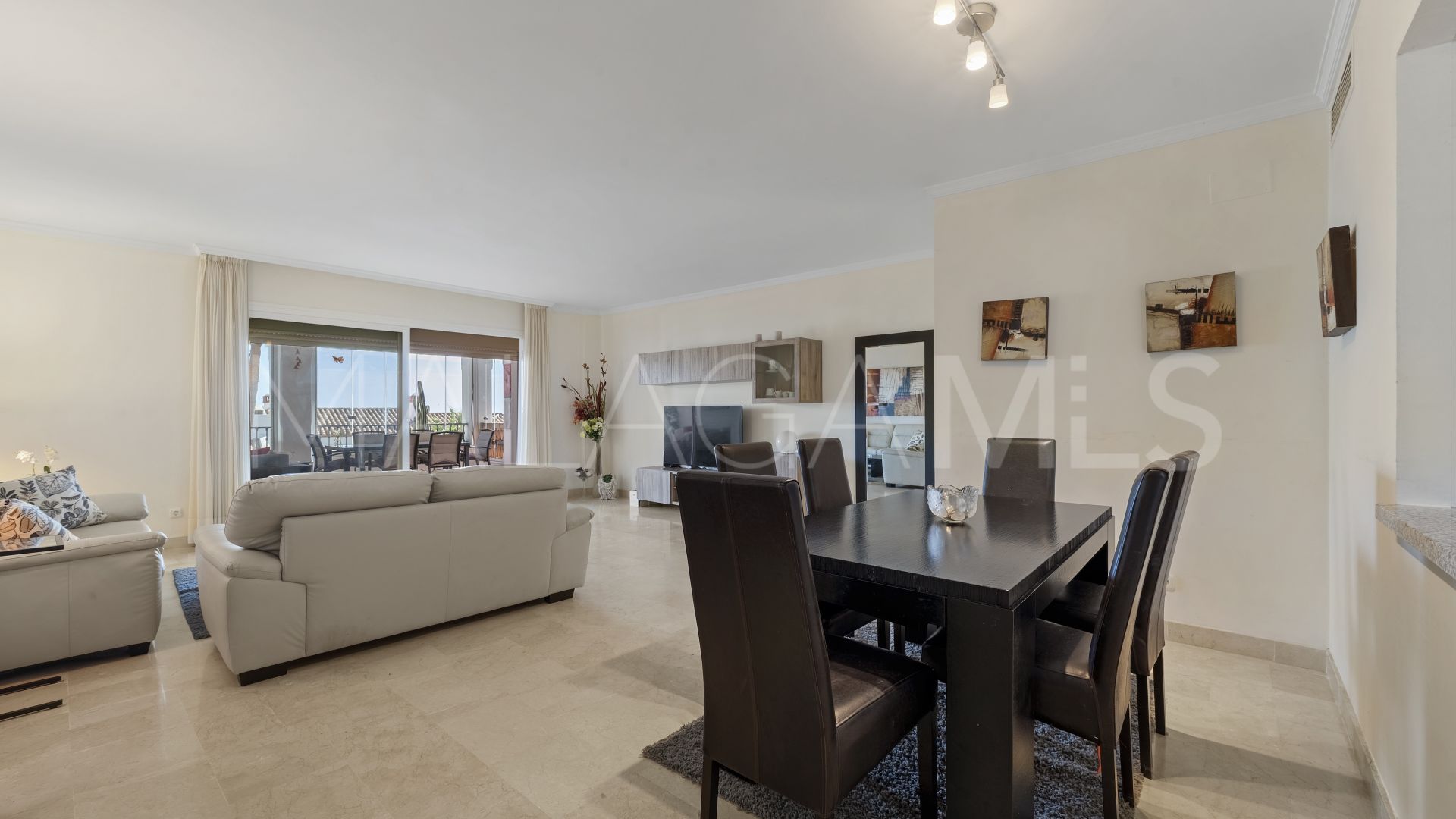 Calahonda 2 bedrooms ground floor apartment for sale